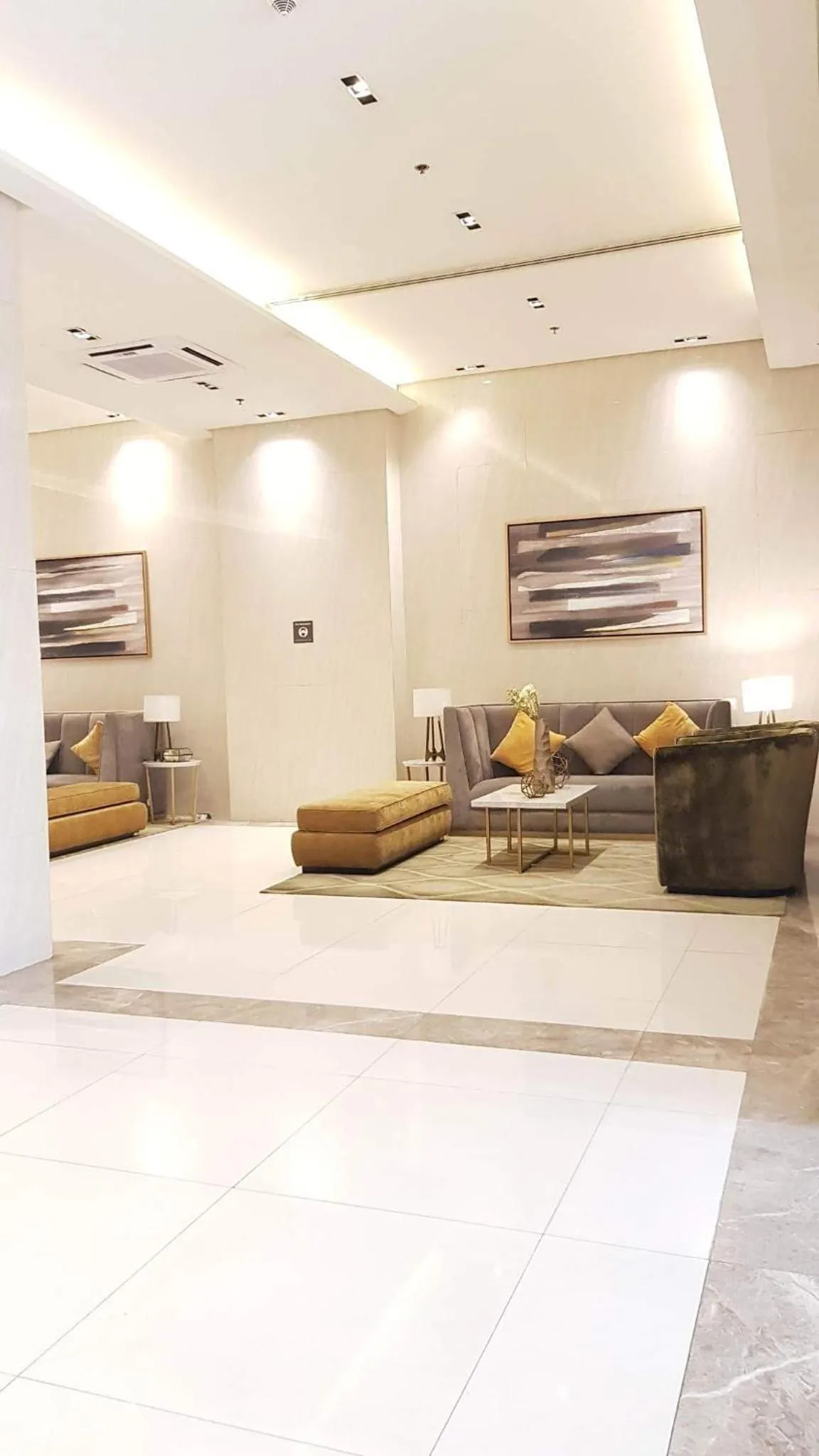 101 Newport blvd C2 4F by Rechelle Nunag
