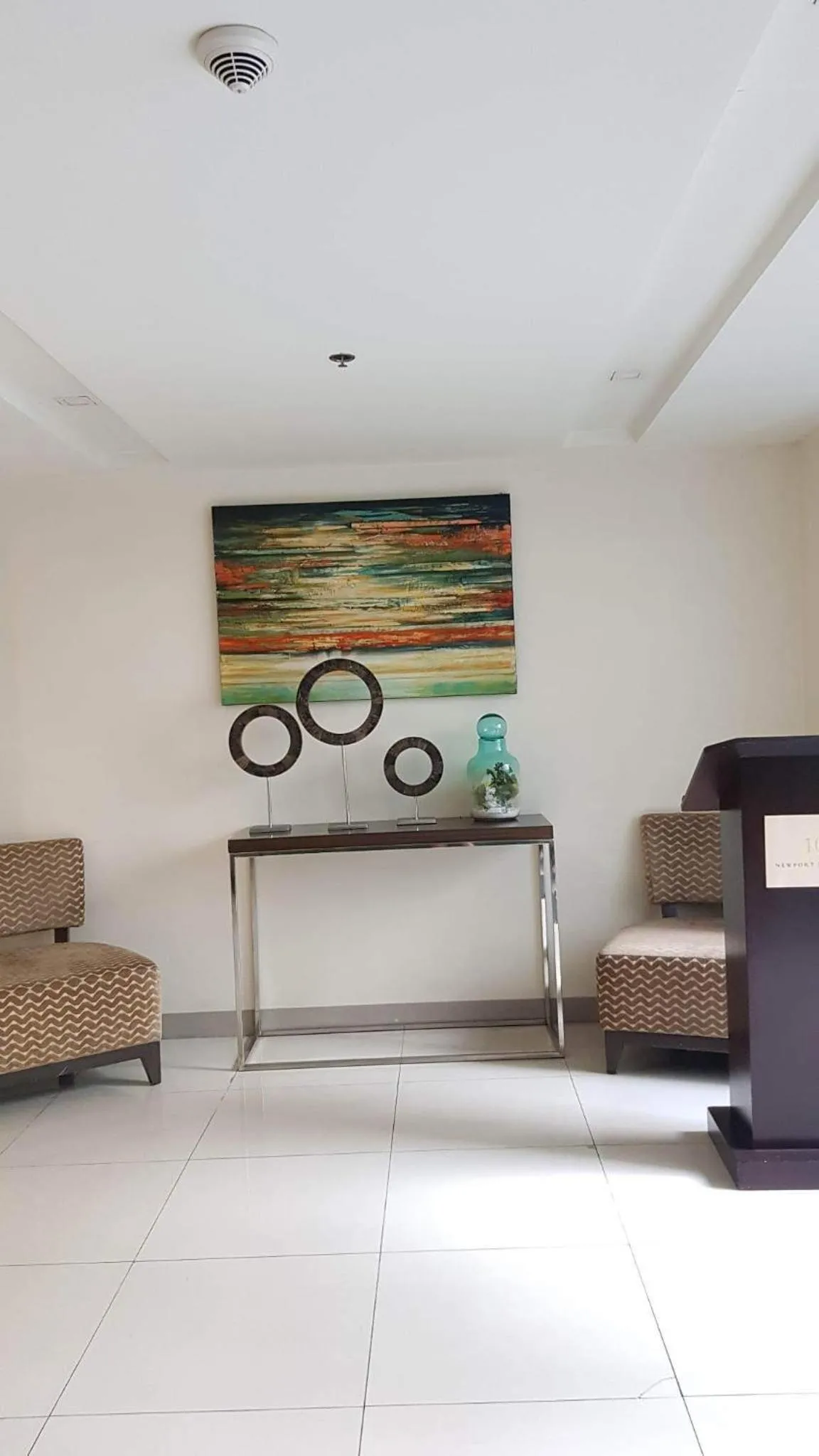 101 Newport blvd C2 4F by Rechelle Nunag