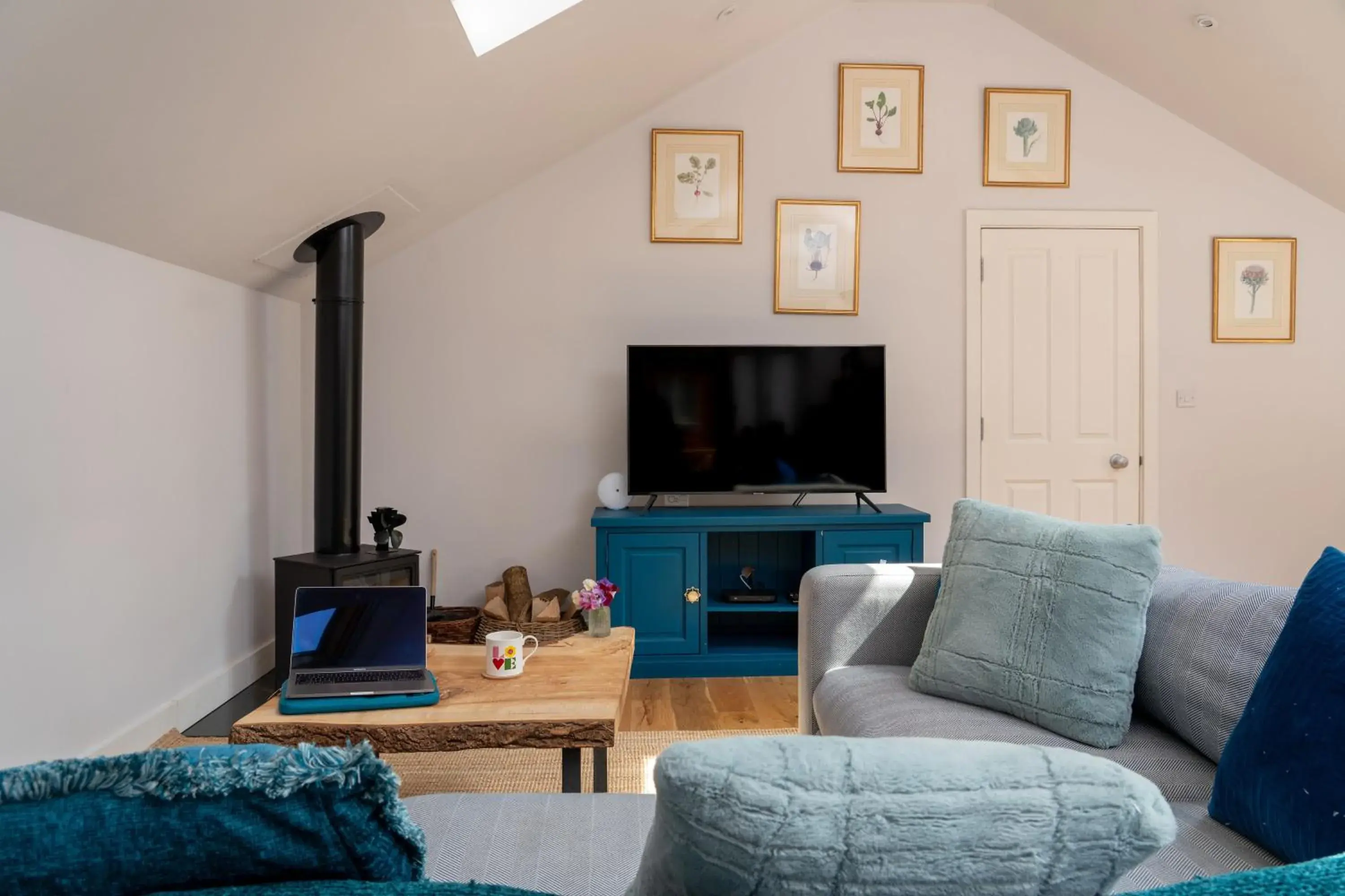 Little Willow Bank - 1 bed luxury apartment between Salisbury and The New Forest Little Willow Bank - 1 bed luxury apartment between Salisbury and The New Forest