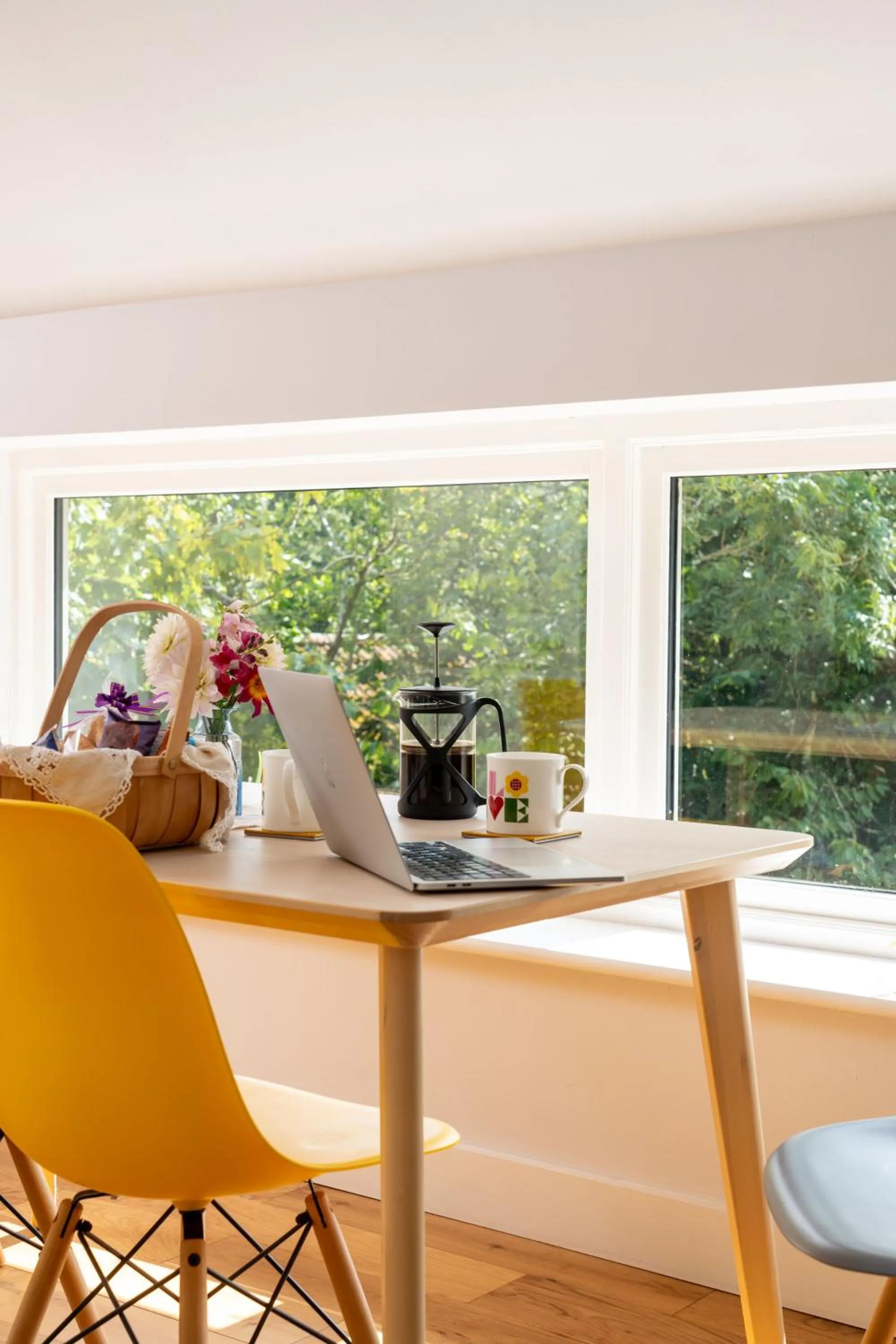 Little Willow Bank - 1 bed luxury apartment between Salisbury and The New Forest