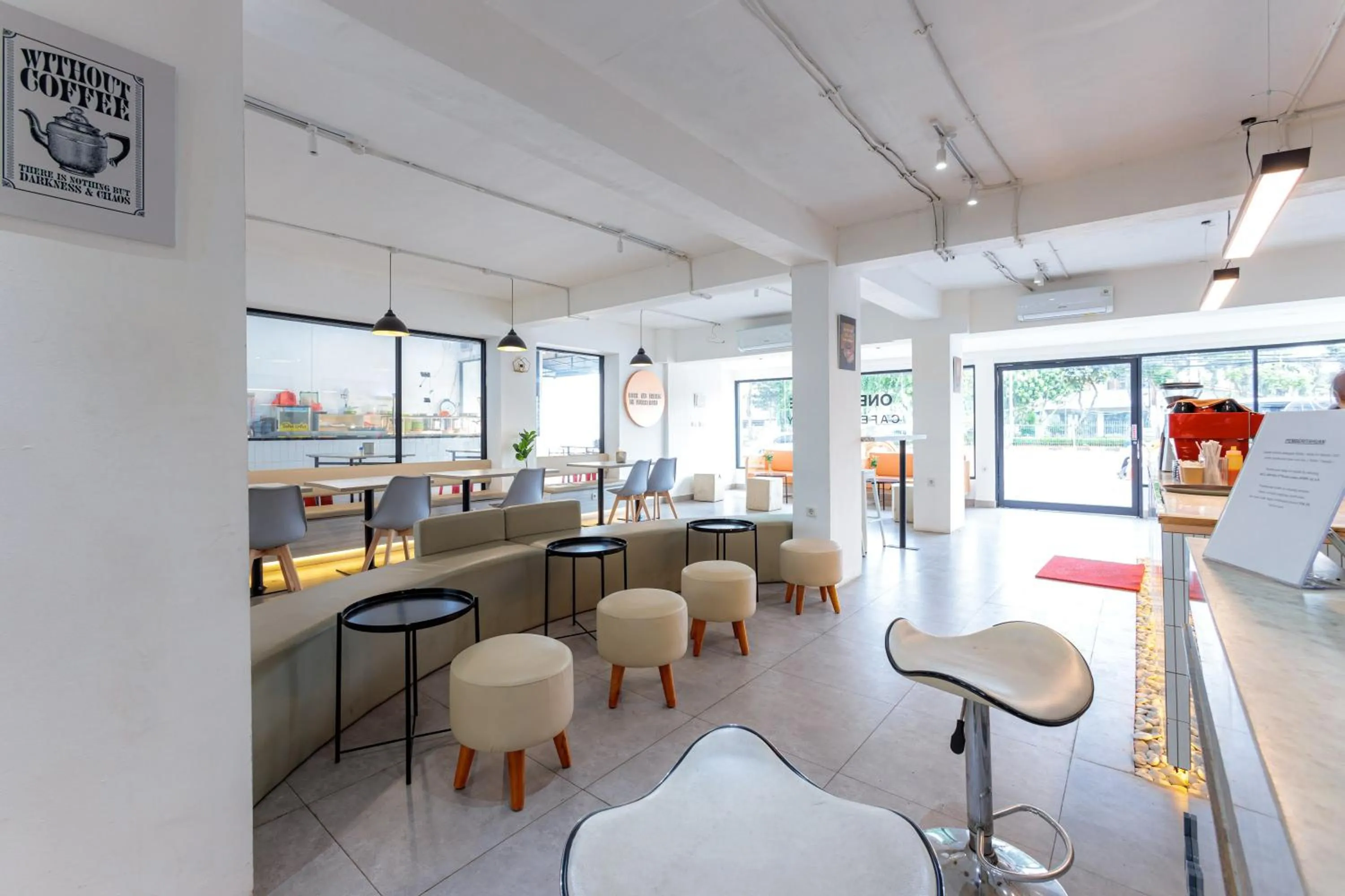 Property building in RedDoorz near Mangga Dua Mall