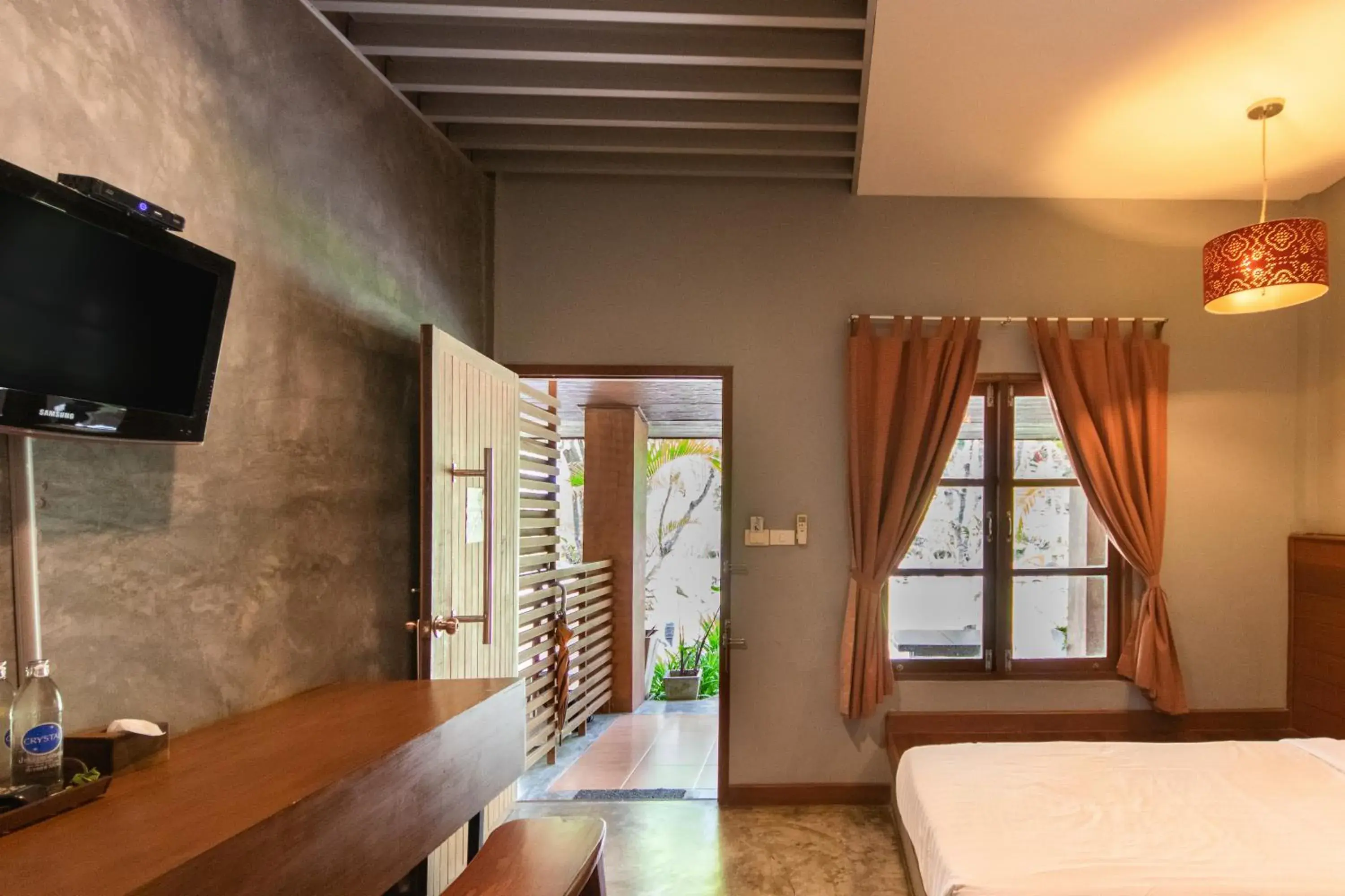 TV and multimedia, Bed in Namsai Resort Kanchanaburi TV and multimedia, Bed in Namsai Resort Kanchanaburi