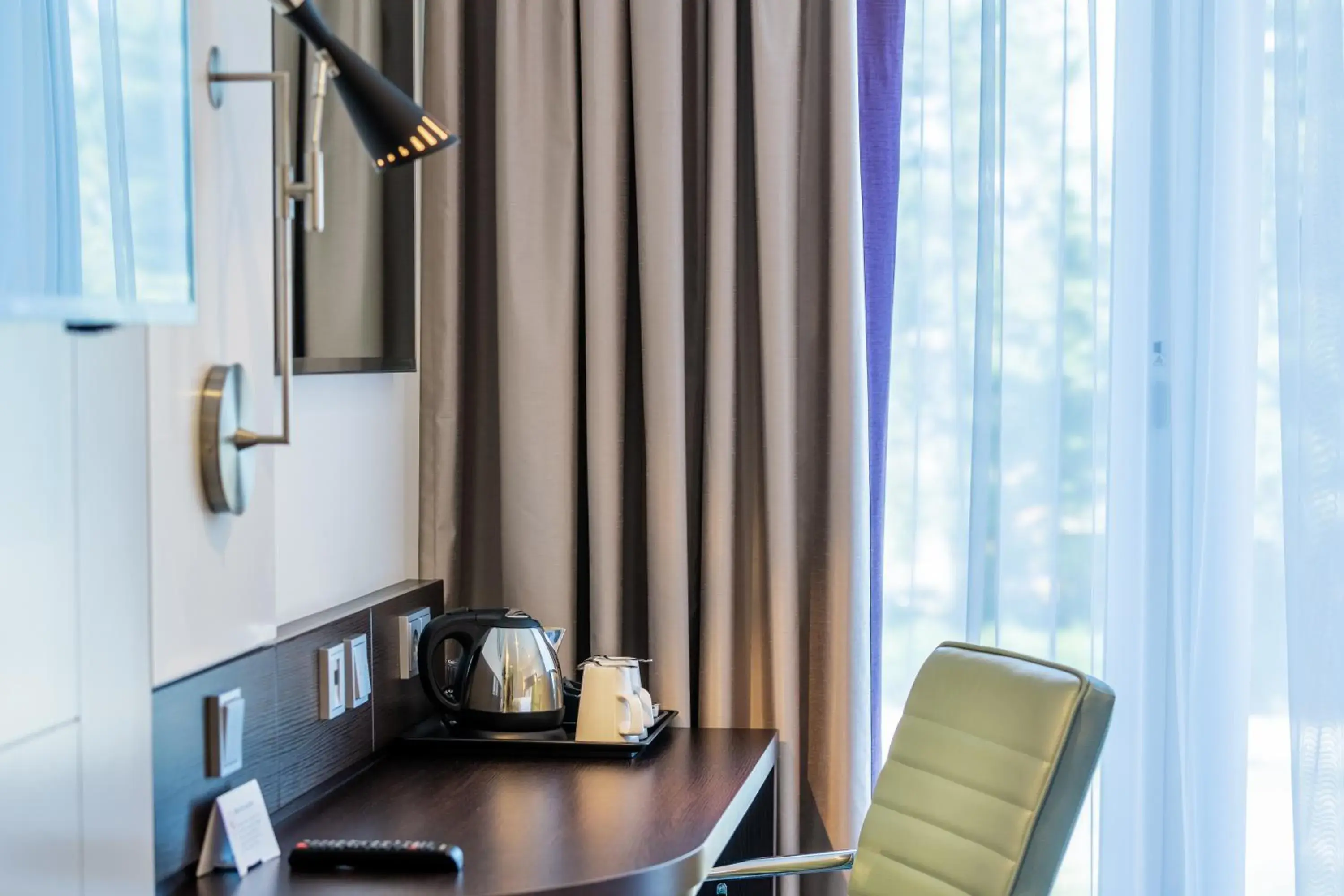 Bedroom in Premier Inn München Airport Süd Bedroom in Premier Inn München Airport Süd