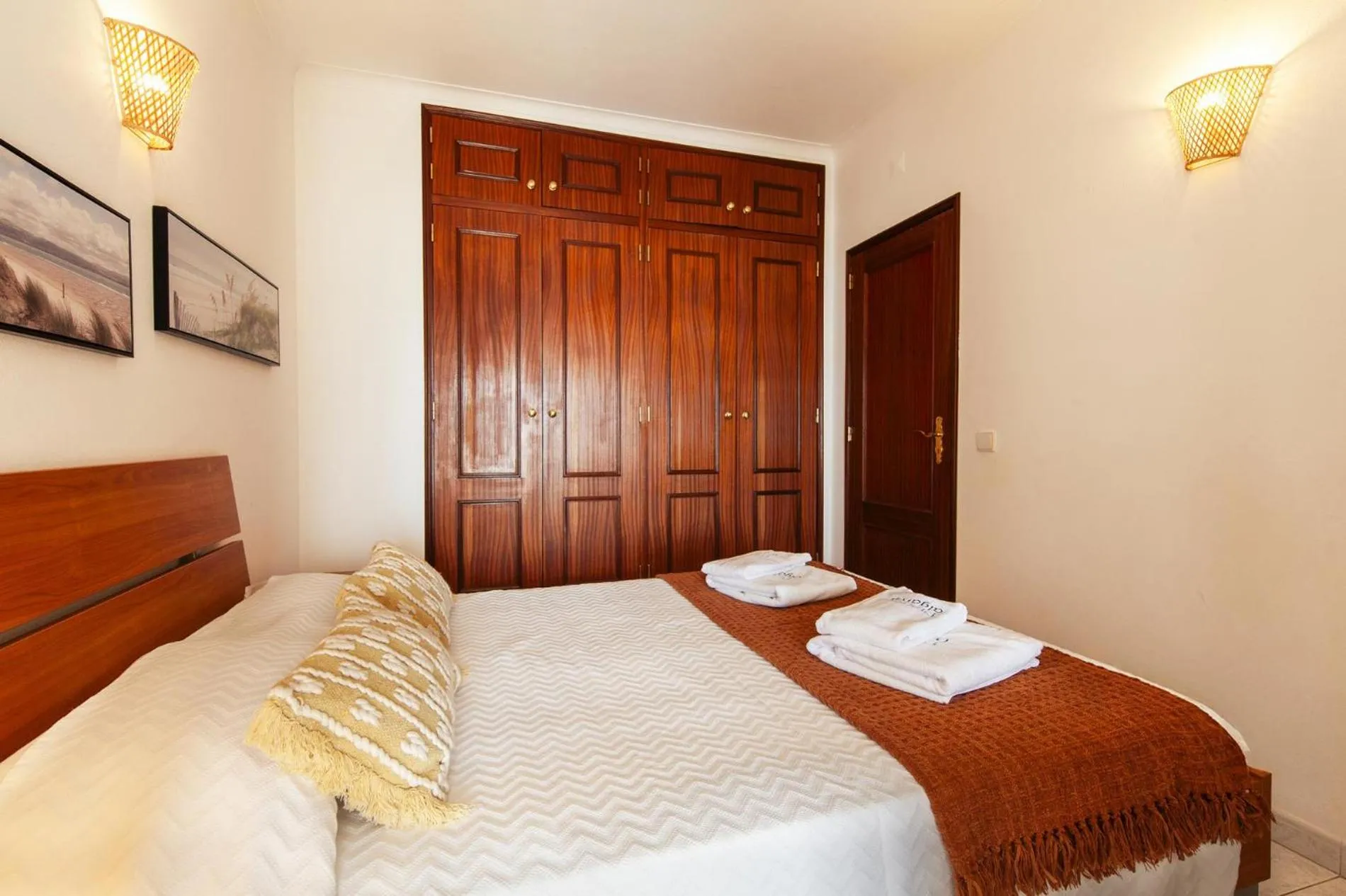 Floor plan, Bed in B37 - Central City Door Apartment