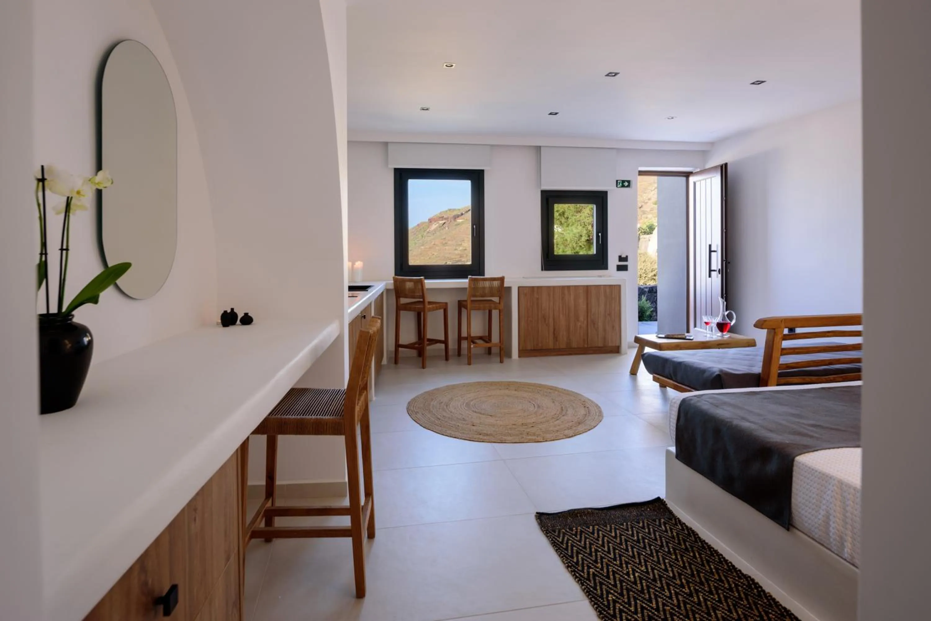 Photo of the whole room in Ryolithos Suites