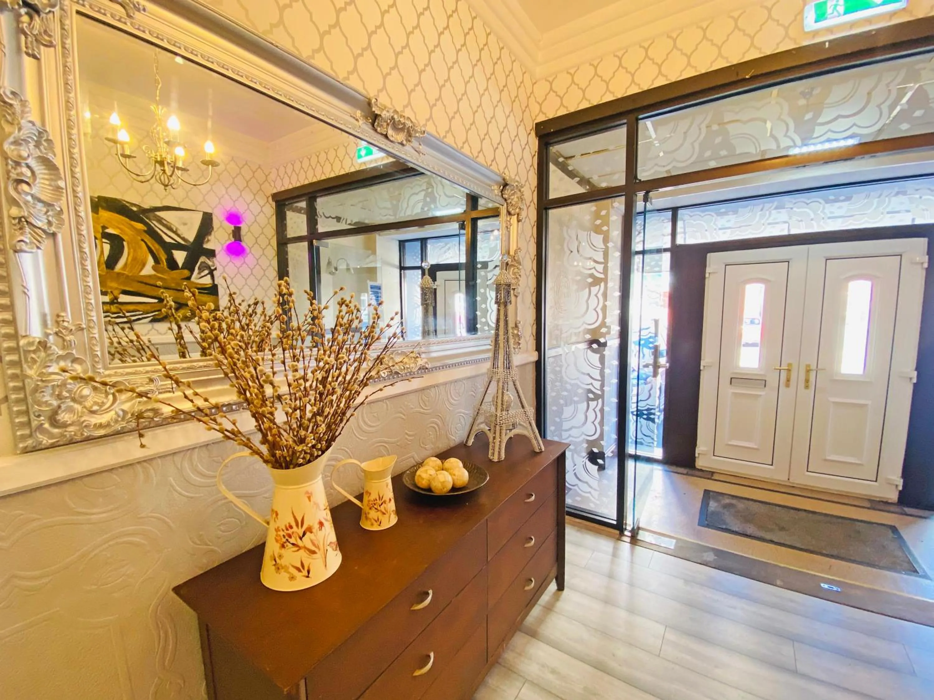 Lobby or reception in The J & S Hotel