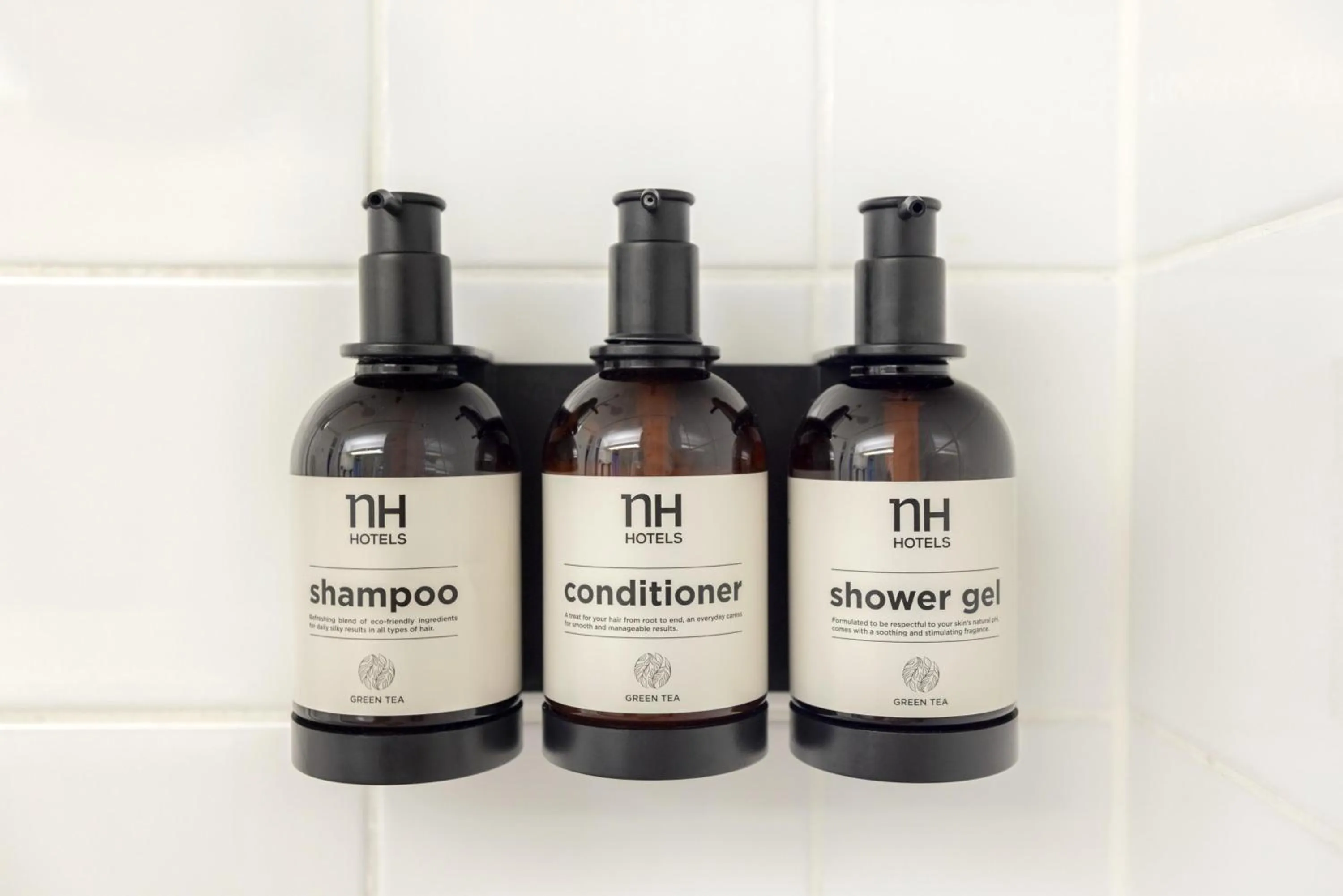 Bedroom in NH Atlanta Rotterdam Hotel