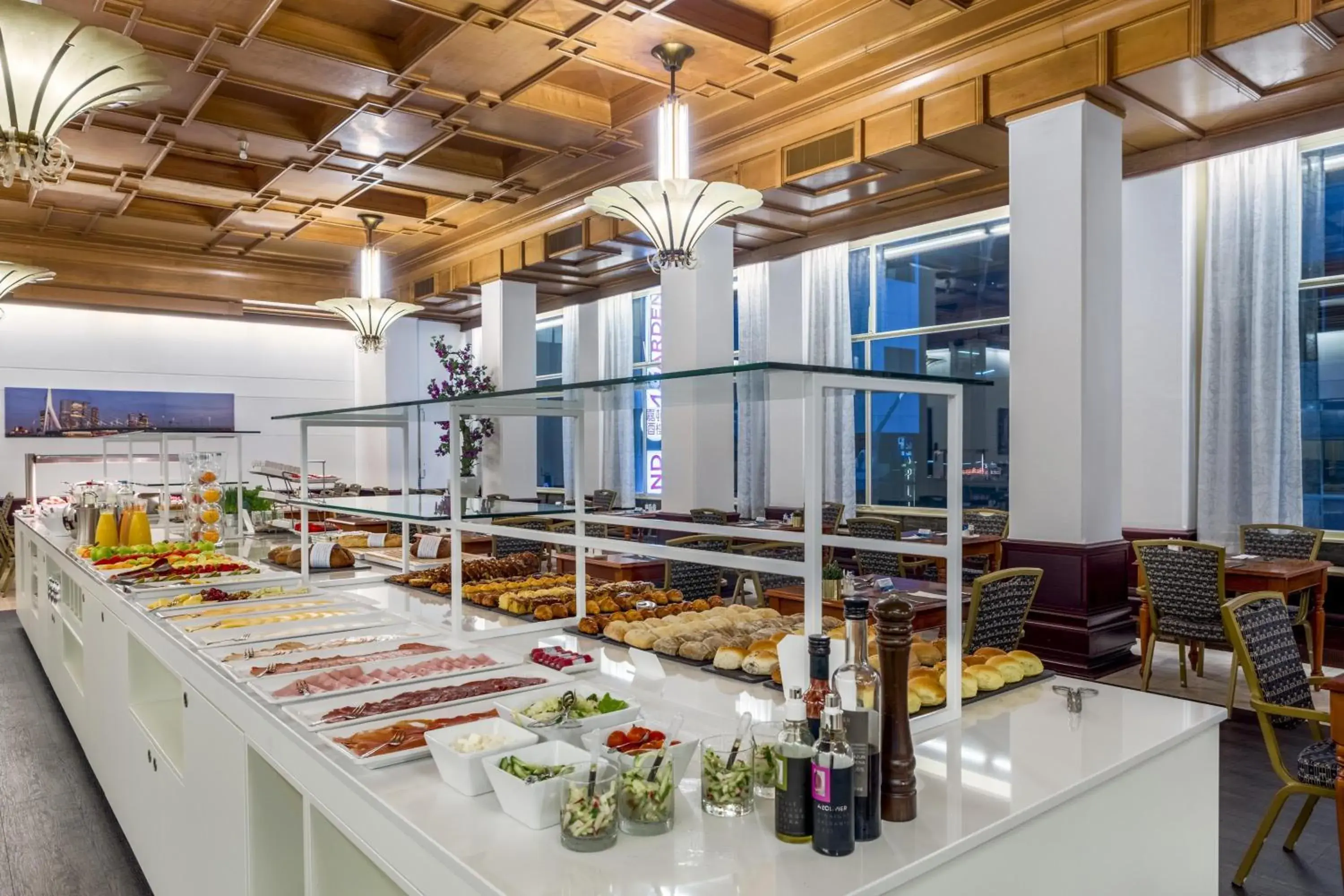 Breakfast in NH Atlanta Rotterdam Hotel Breakfast in NH Atlanta Rotterdam Hotel