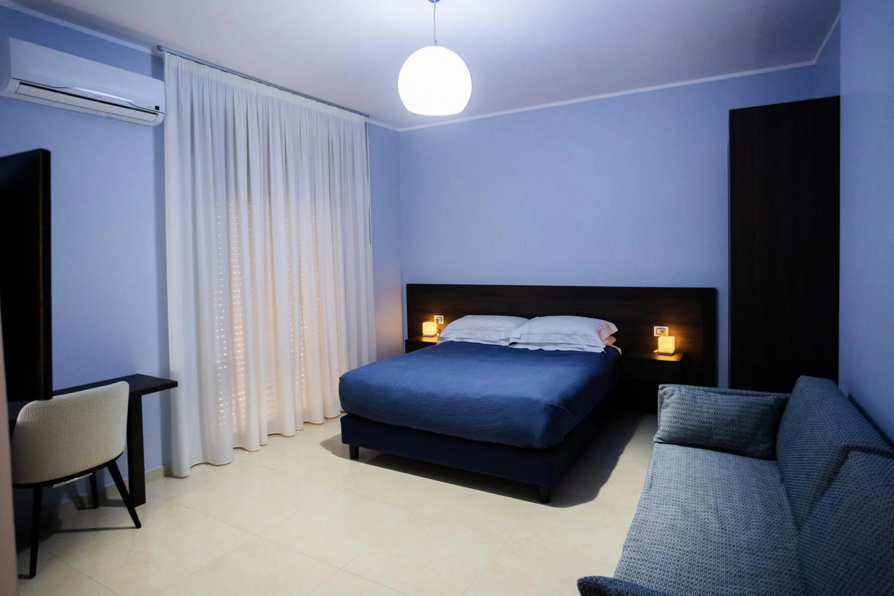 Bed in B&B Torre Talao