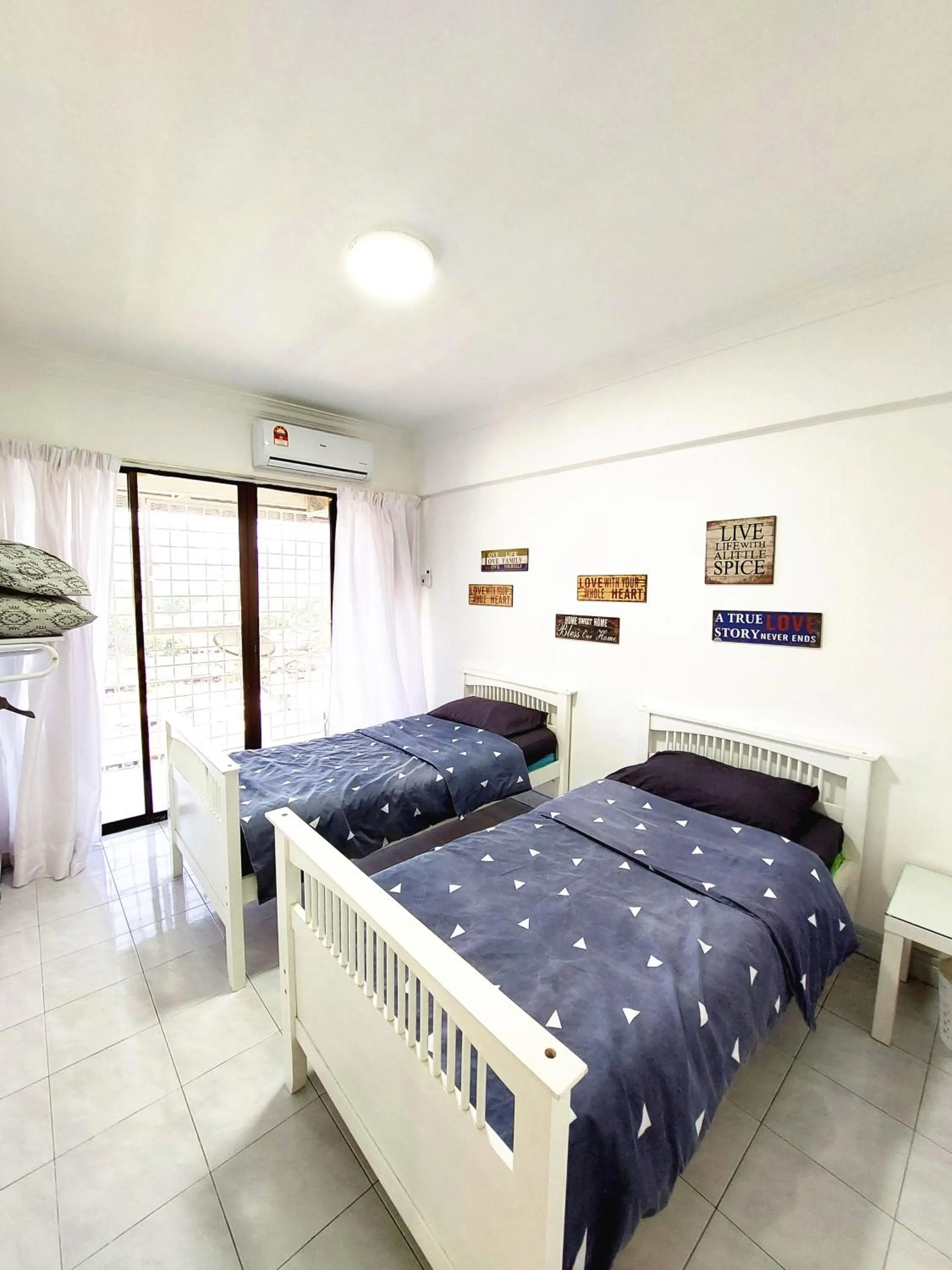 Bed in EC12-Georgetown-3room-PrivateHouse
