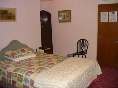 Bed in Victoria Park Hotel