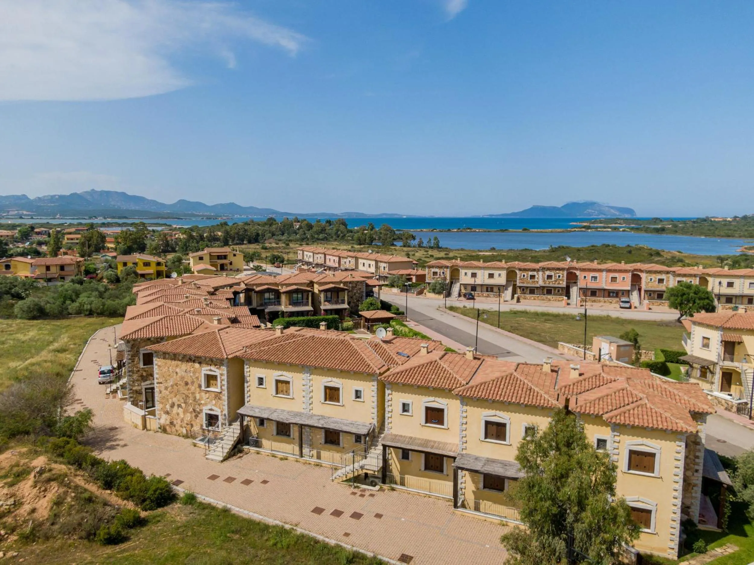 Off site in Myrsine 2 by Wonderful Italy