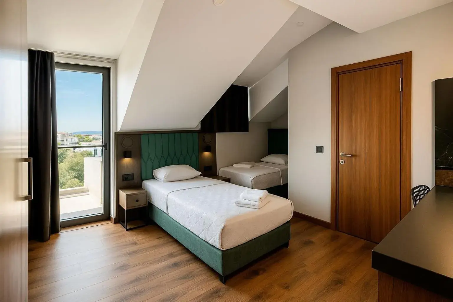 Bed in Shelton Airport Hotel Bed in Shelton Airport Hotel