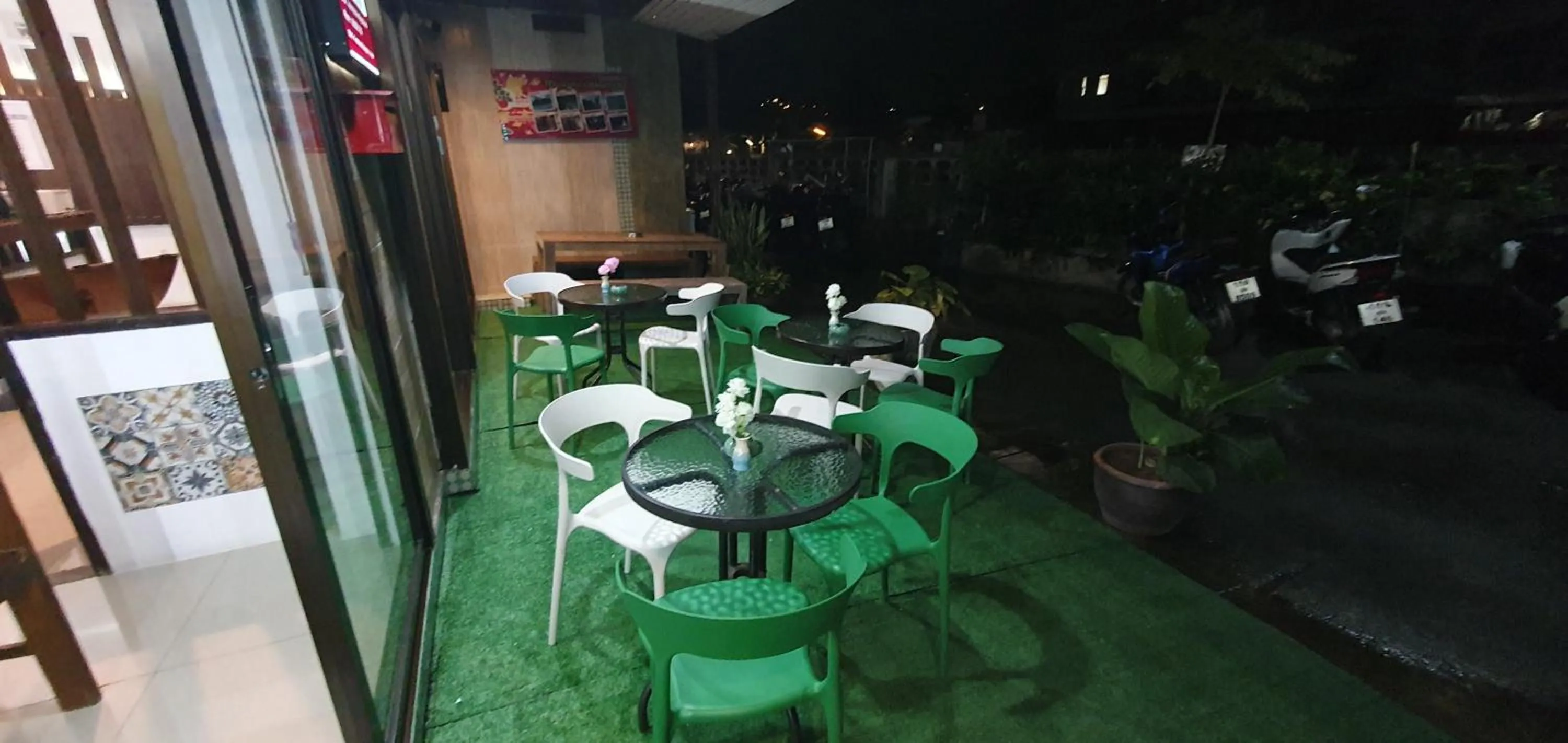 Balcony/Terrace in At Home Hotel