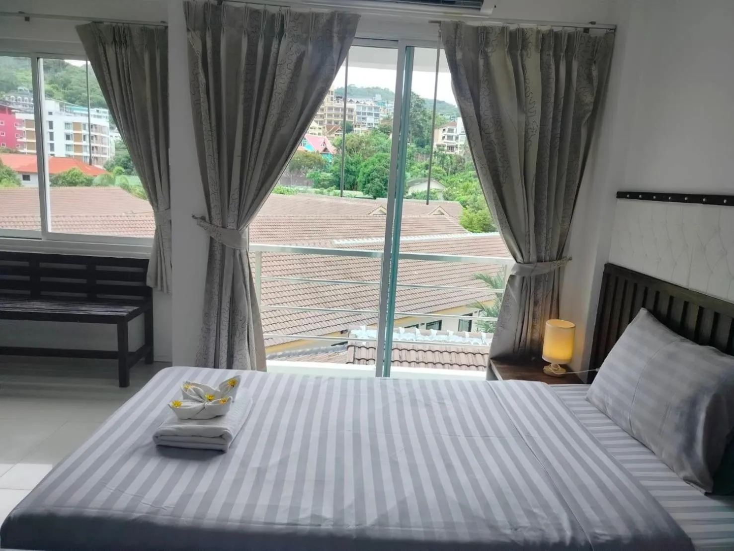 Bedroom, Bed in At Home Hotel