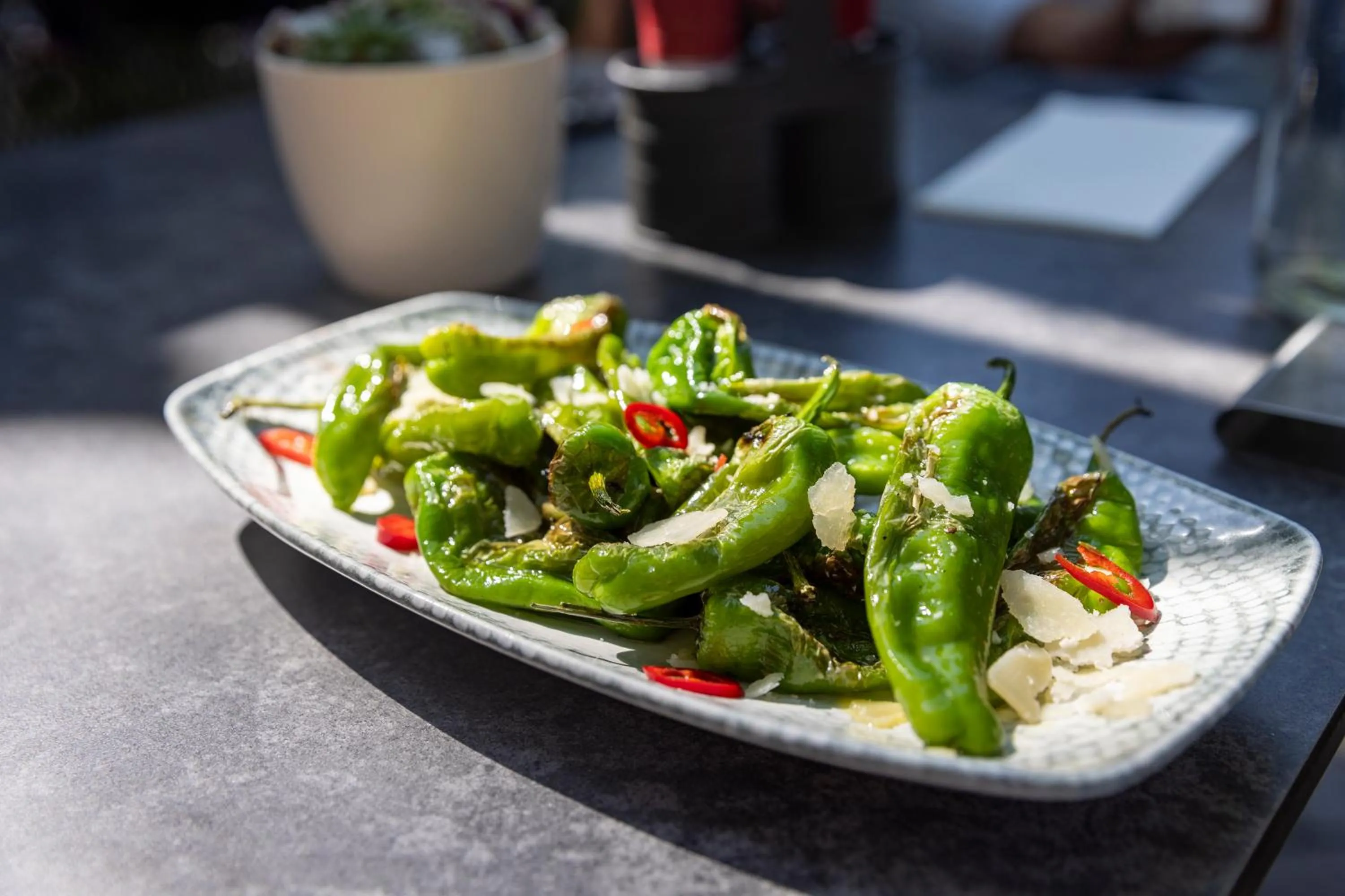 Food in Mister Highland Hotel