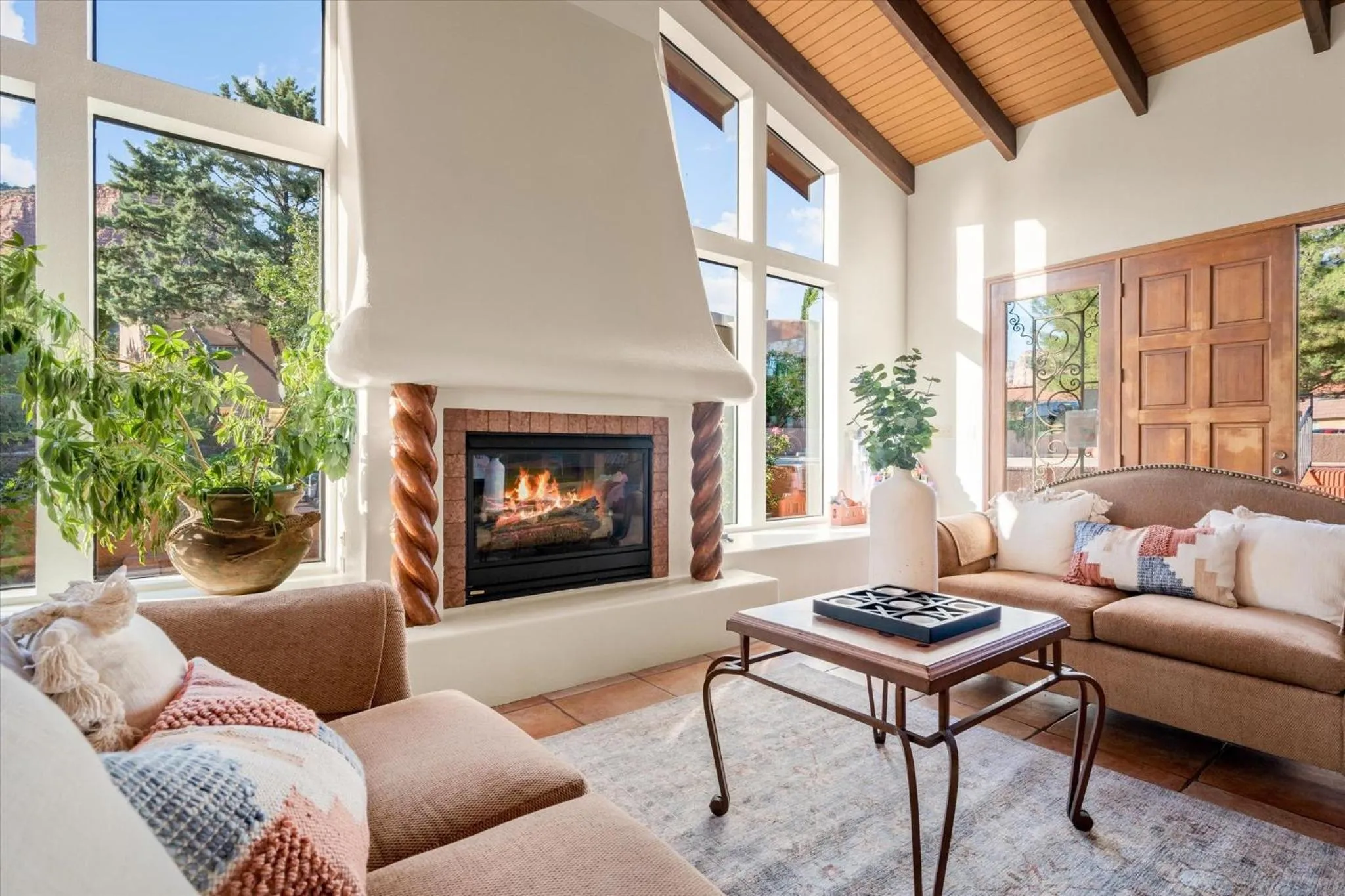 Living room in Adobe Village Inn Estate estate