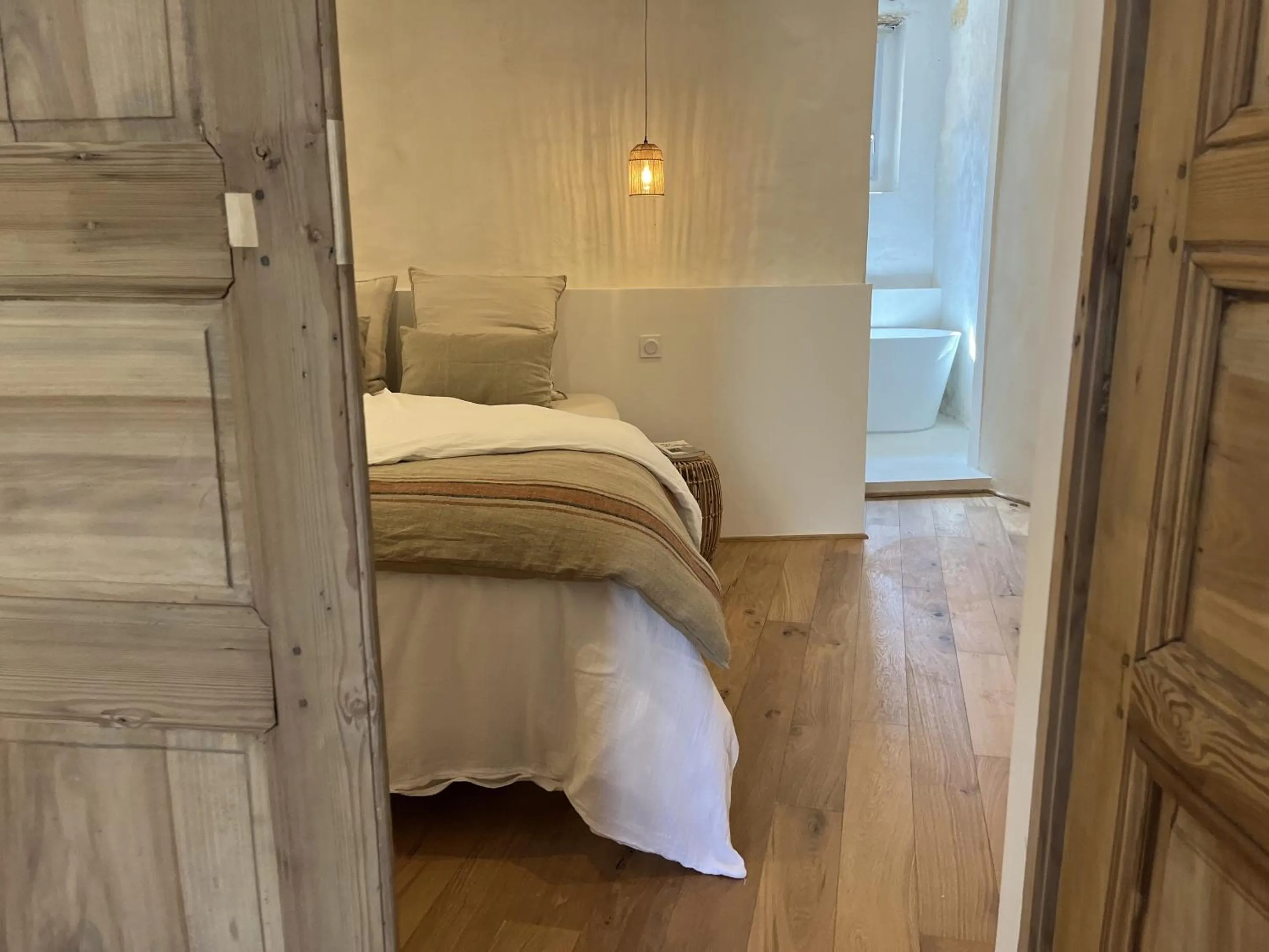 Bedroom, Bed in La Maison des Lamanon