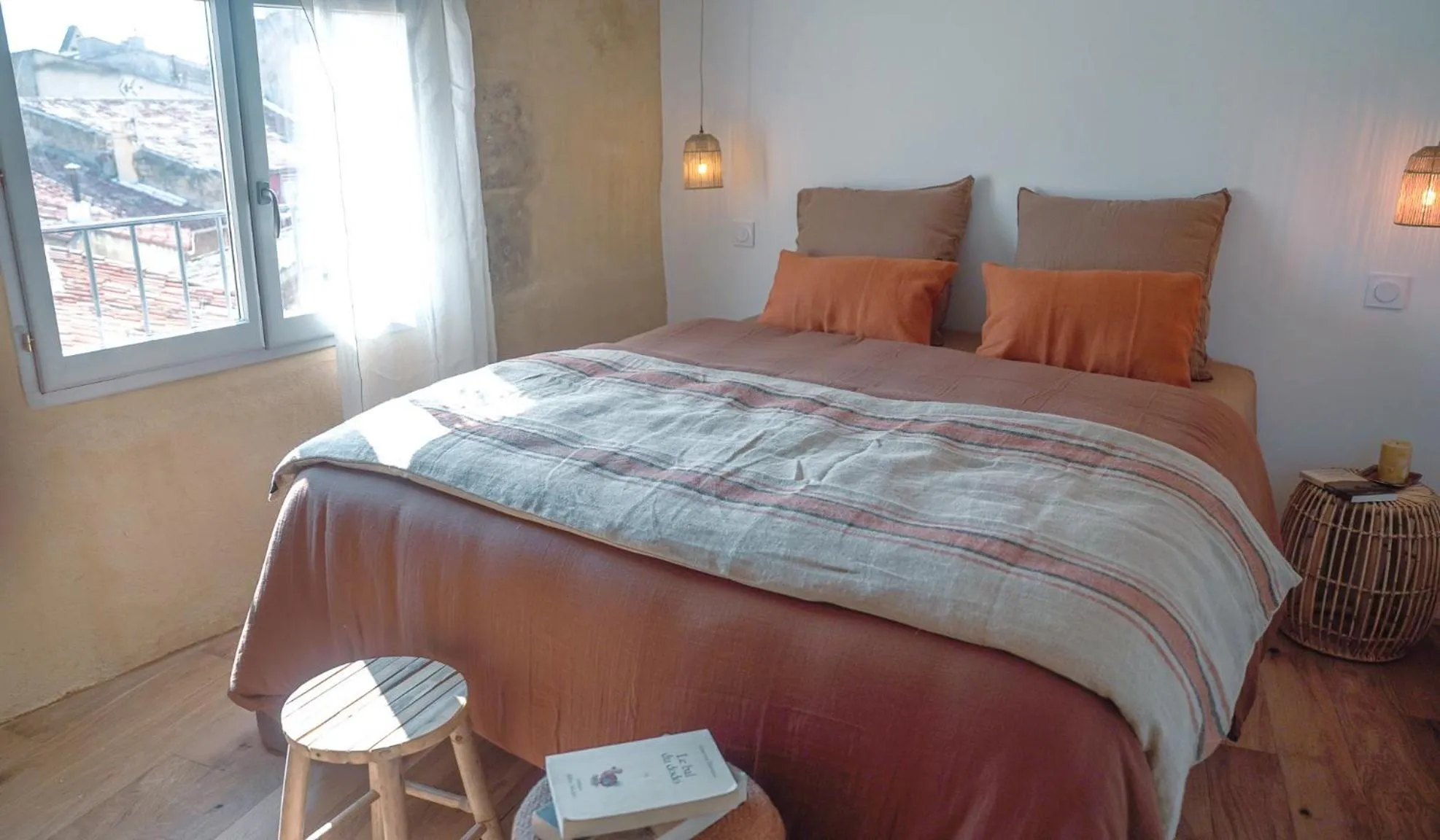 Bedroom, Bed in La Maison des Lamanon