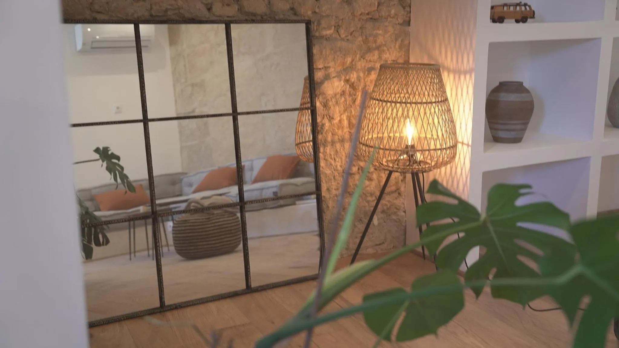 Bathroom, Bed in La Maison des Lamanon
