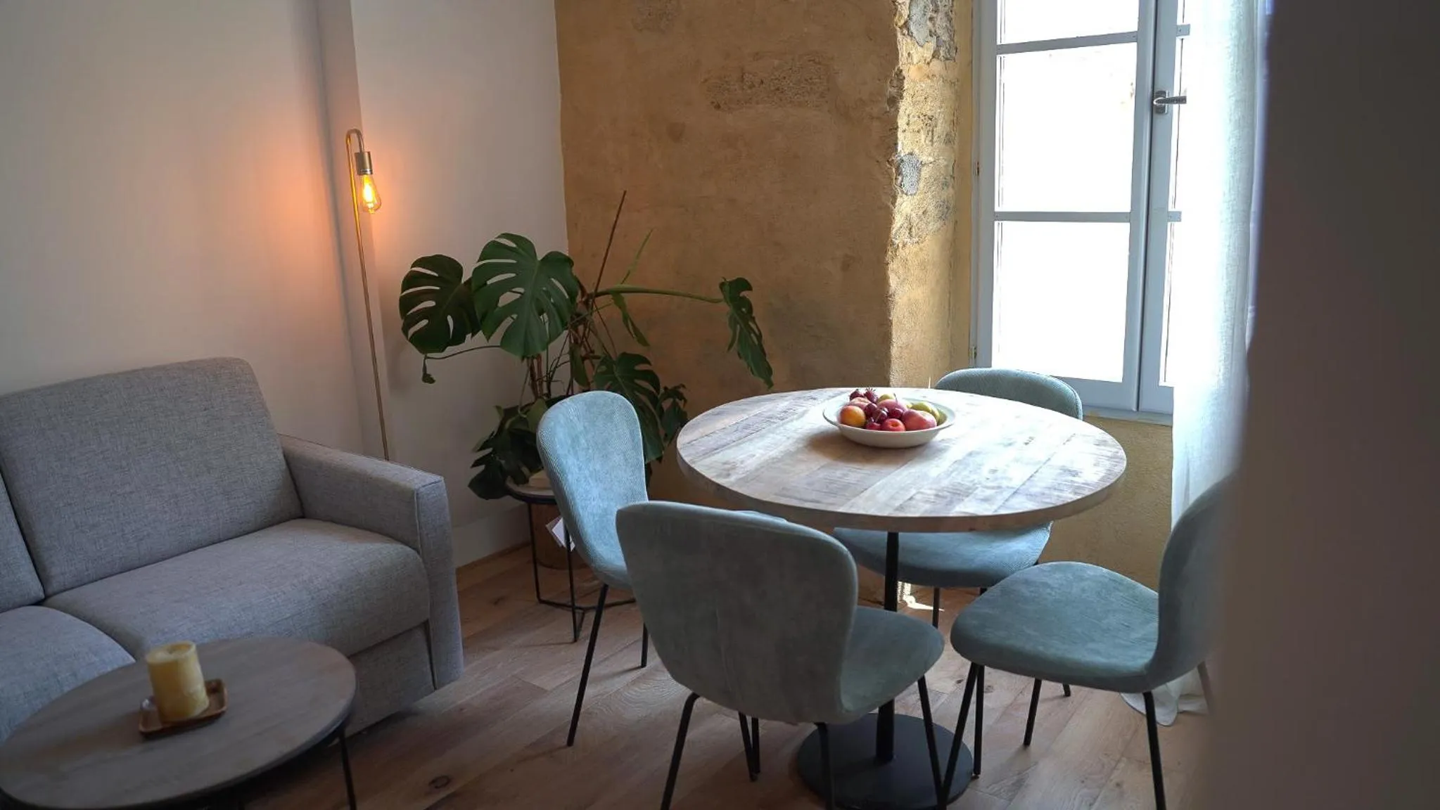 Dining area in La Maison des Lamanon