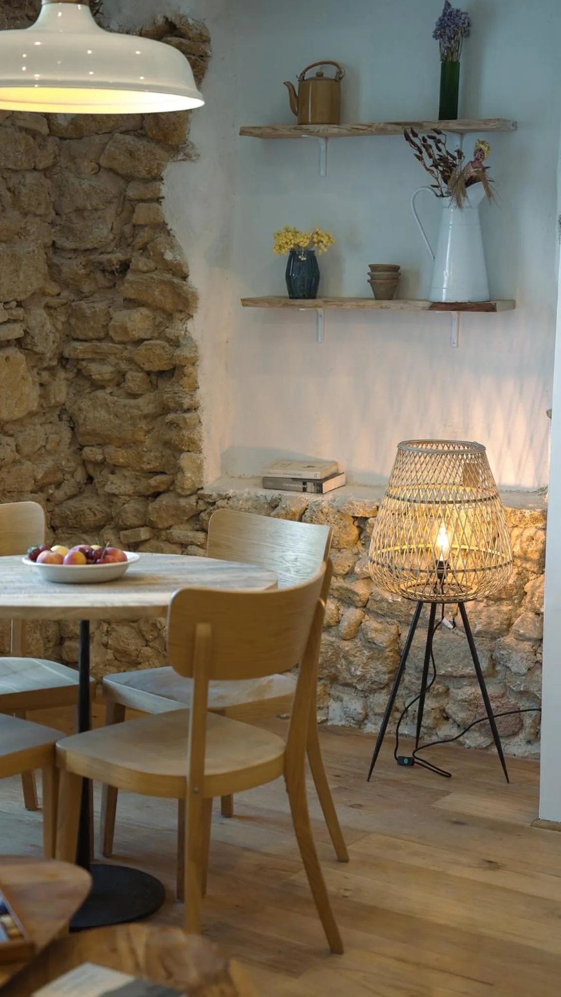 Dining area in La Maison des Lamanon