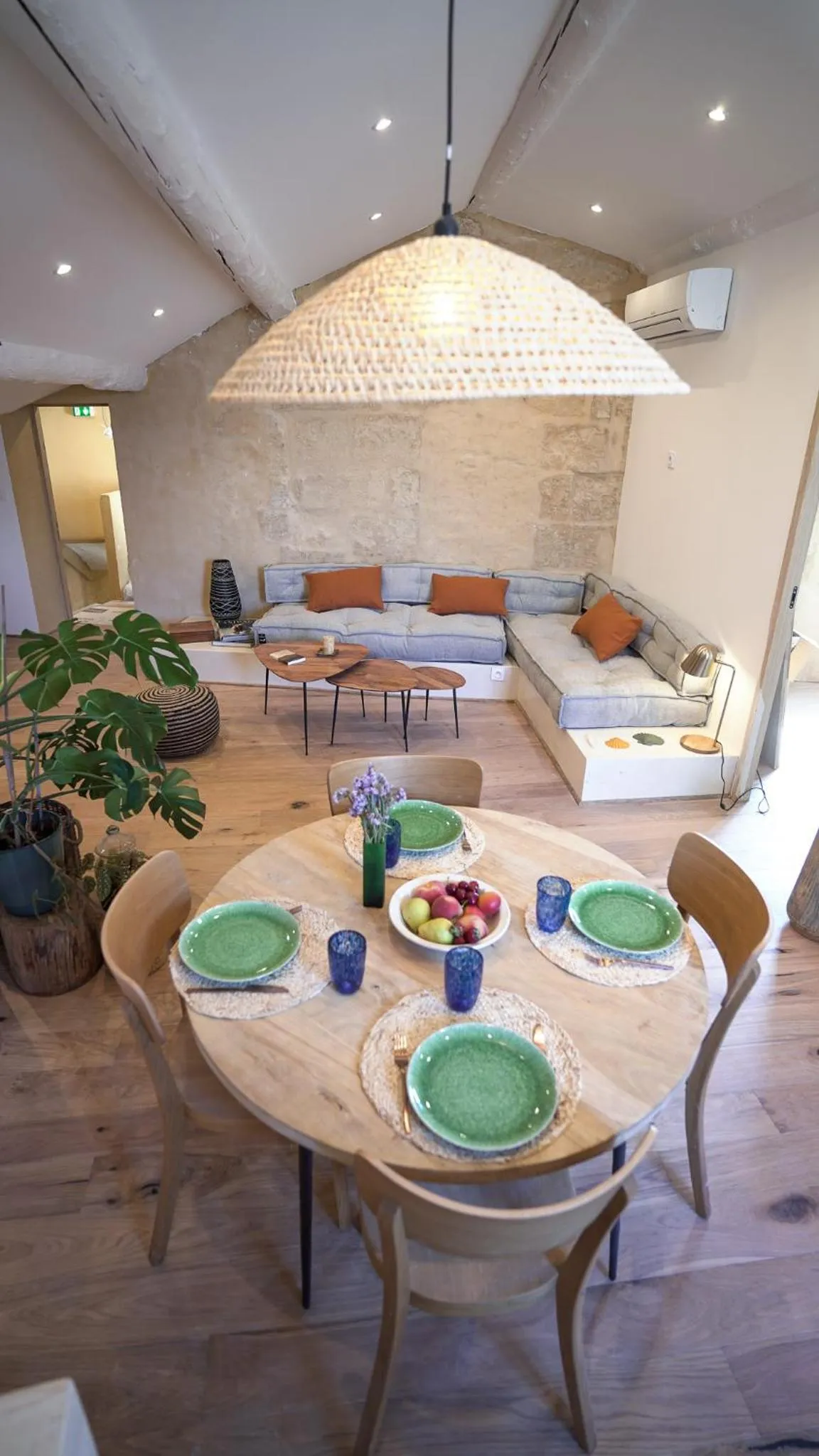 Dining area in La Maison des Lamanon