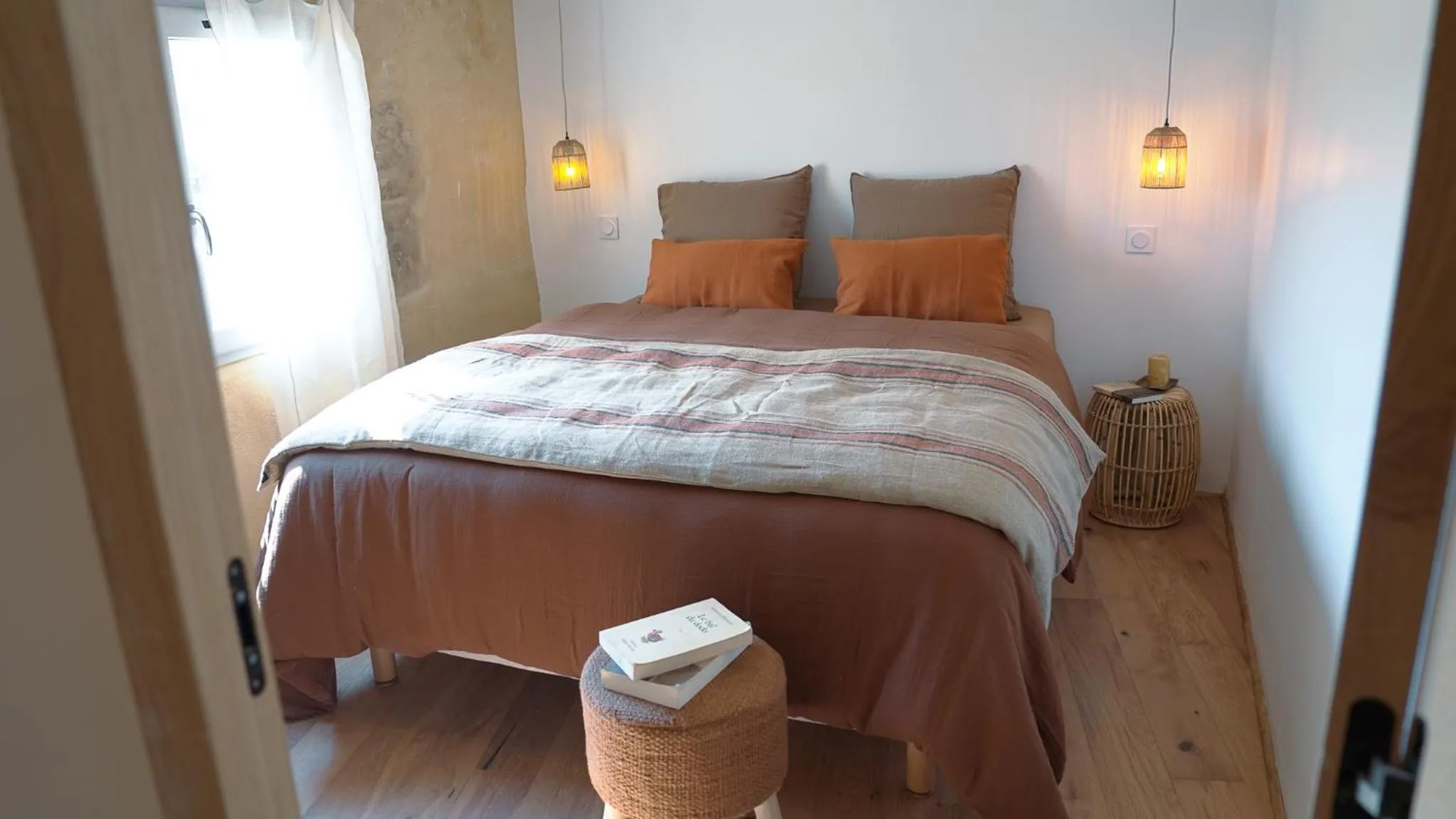 Bedroom, Bed in La Maison des Lamanon