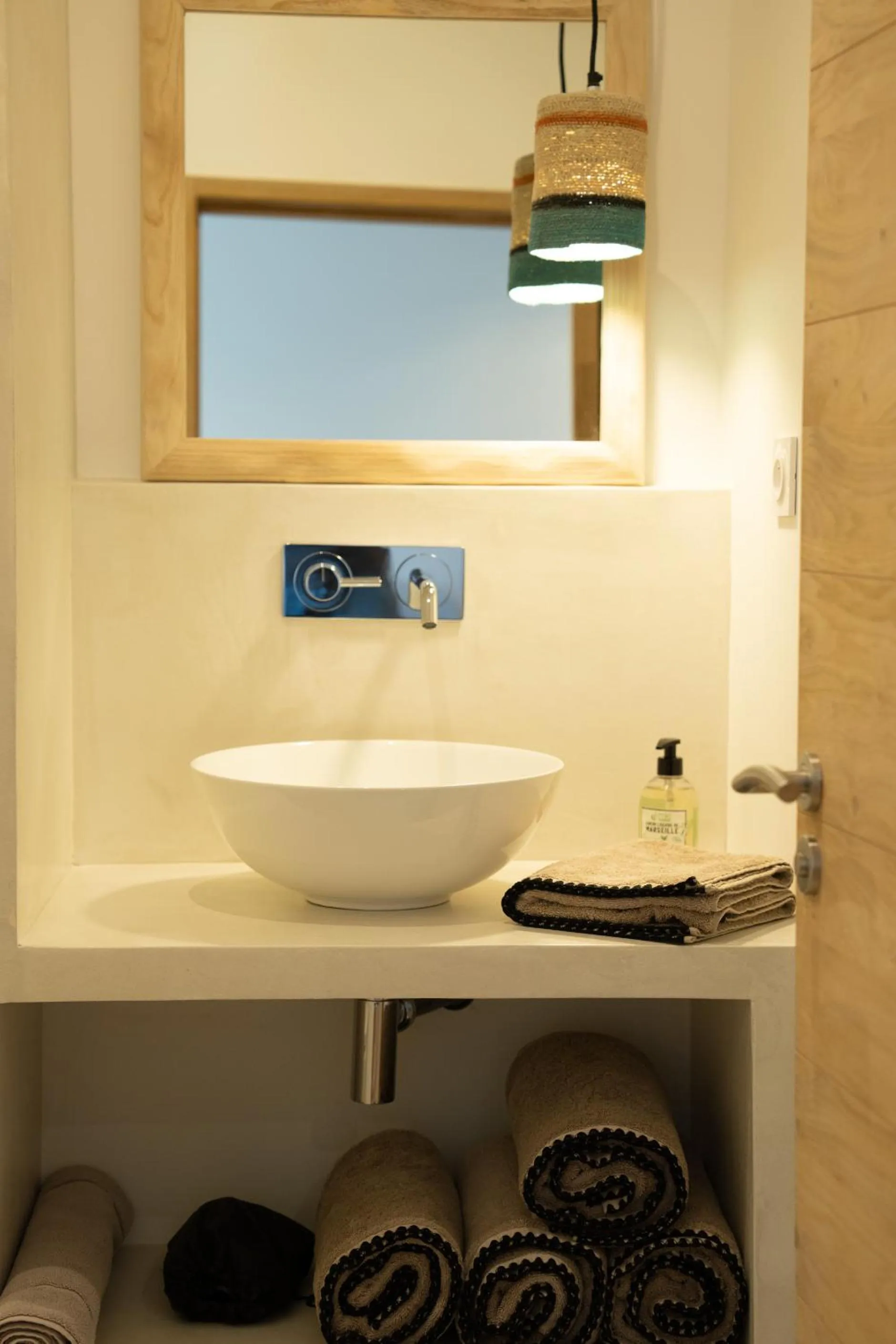 Bathroom in La Maison des Lamanon