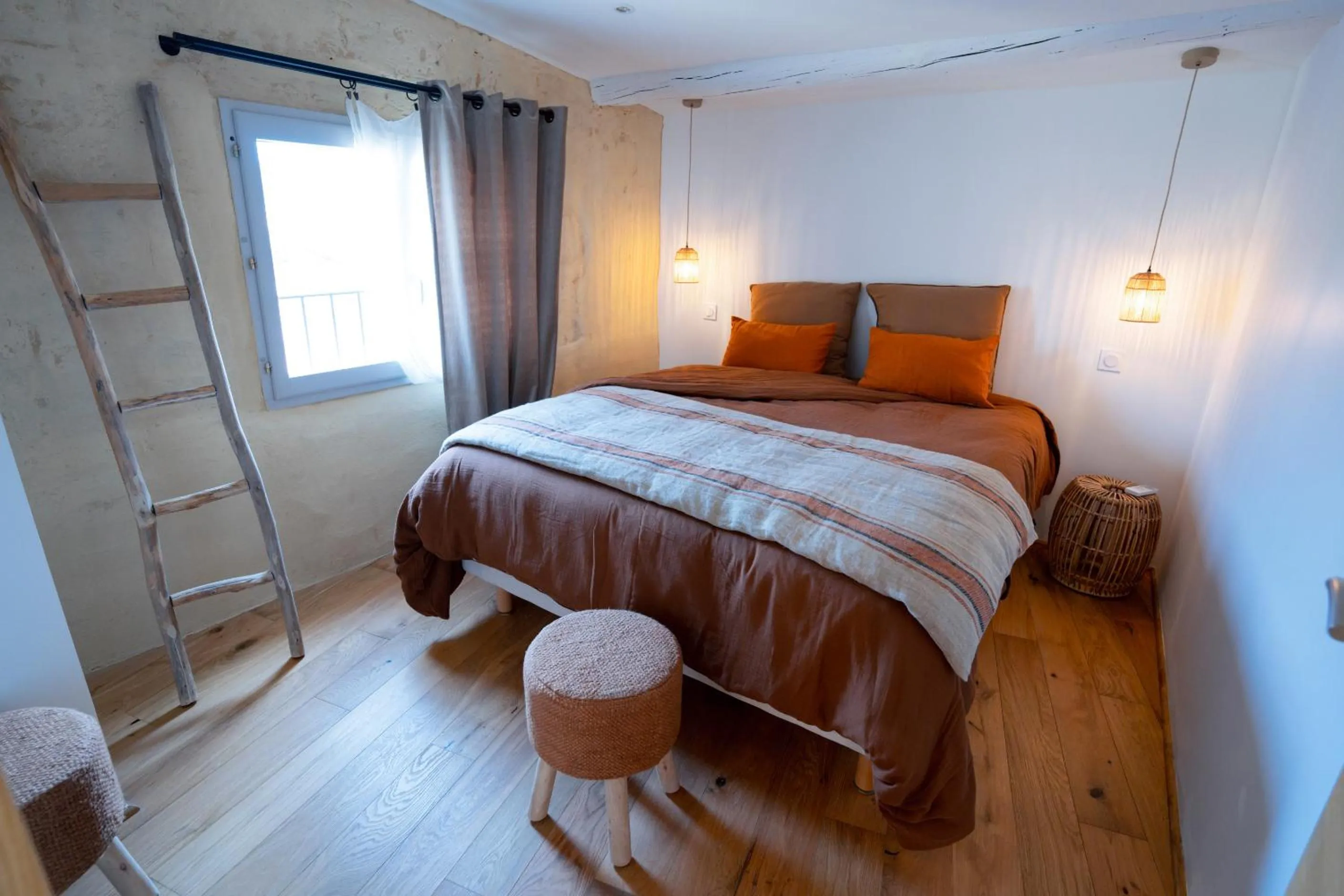 Bedroom, Bed in La Maison des Lamanon