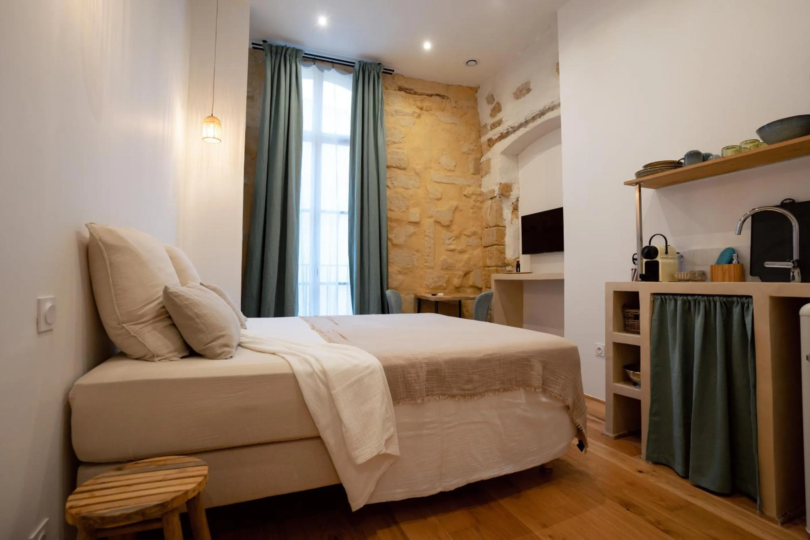 Bedroom, Bed in La Maison des Lamanon