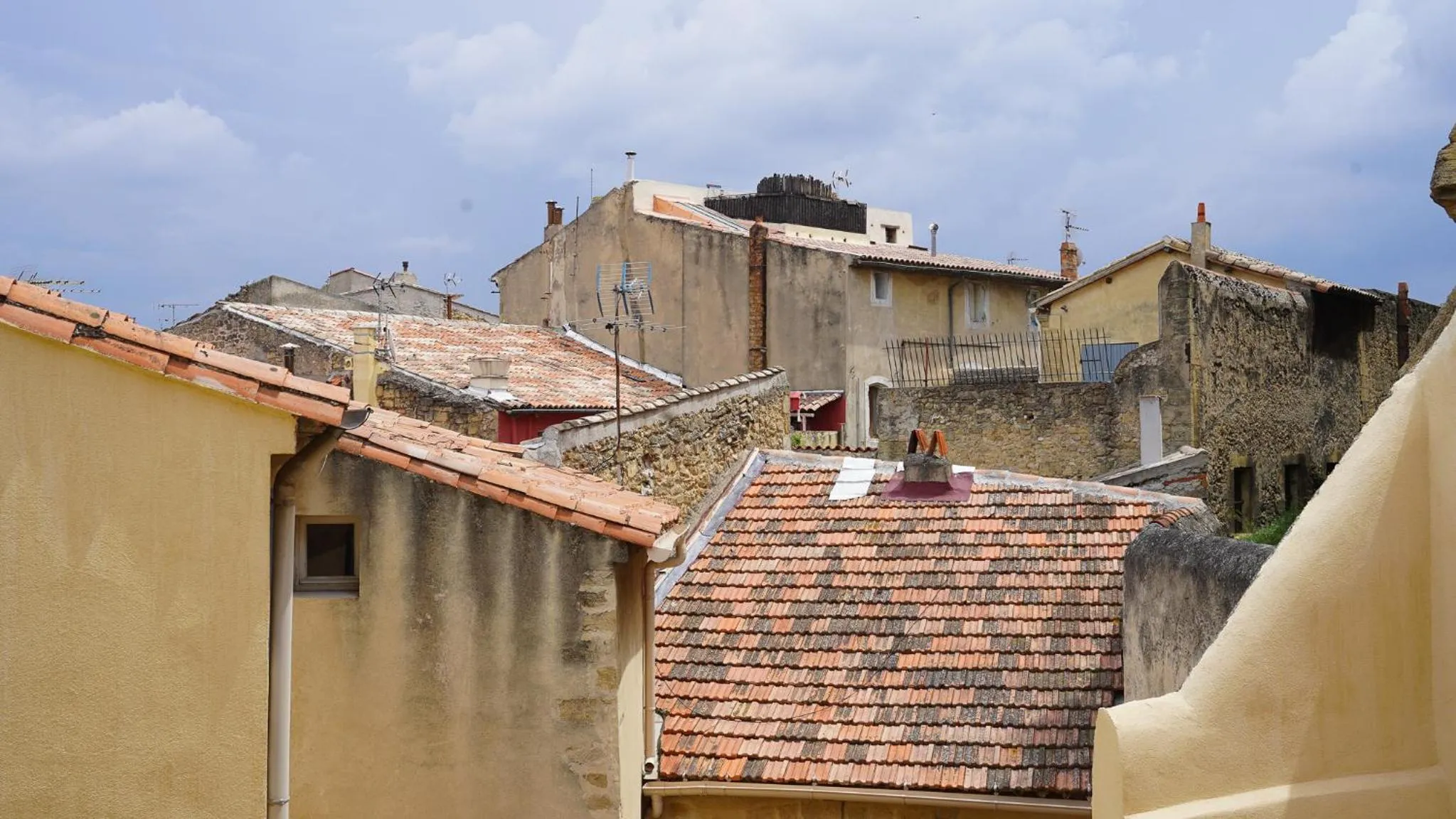 Property building in La Maison des Lamanon