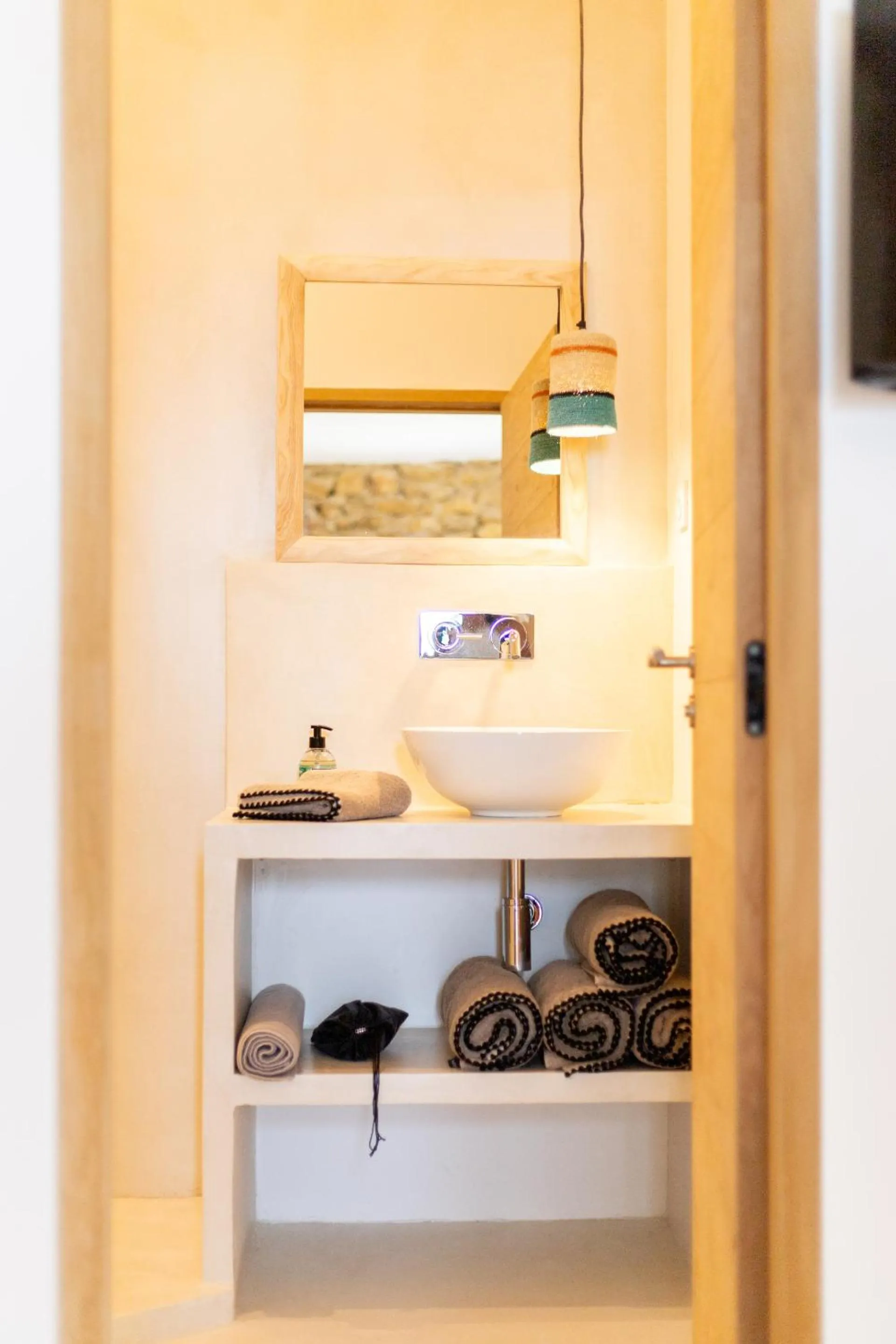 Bathroom in La Maison des Lamanon