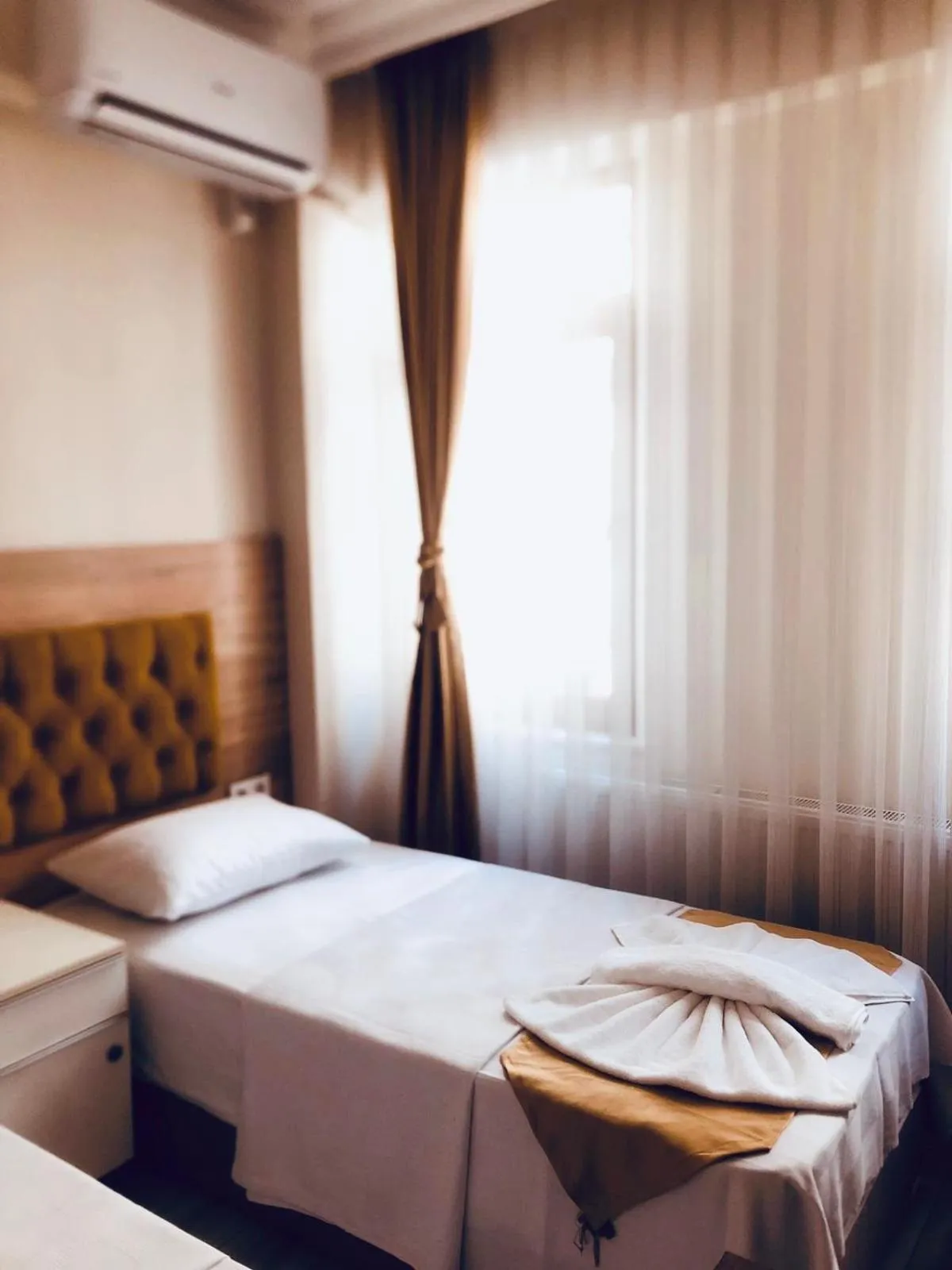 Bedroom, Bed in Halil Bey Konağı