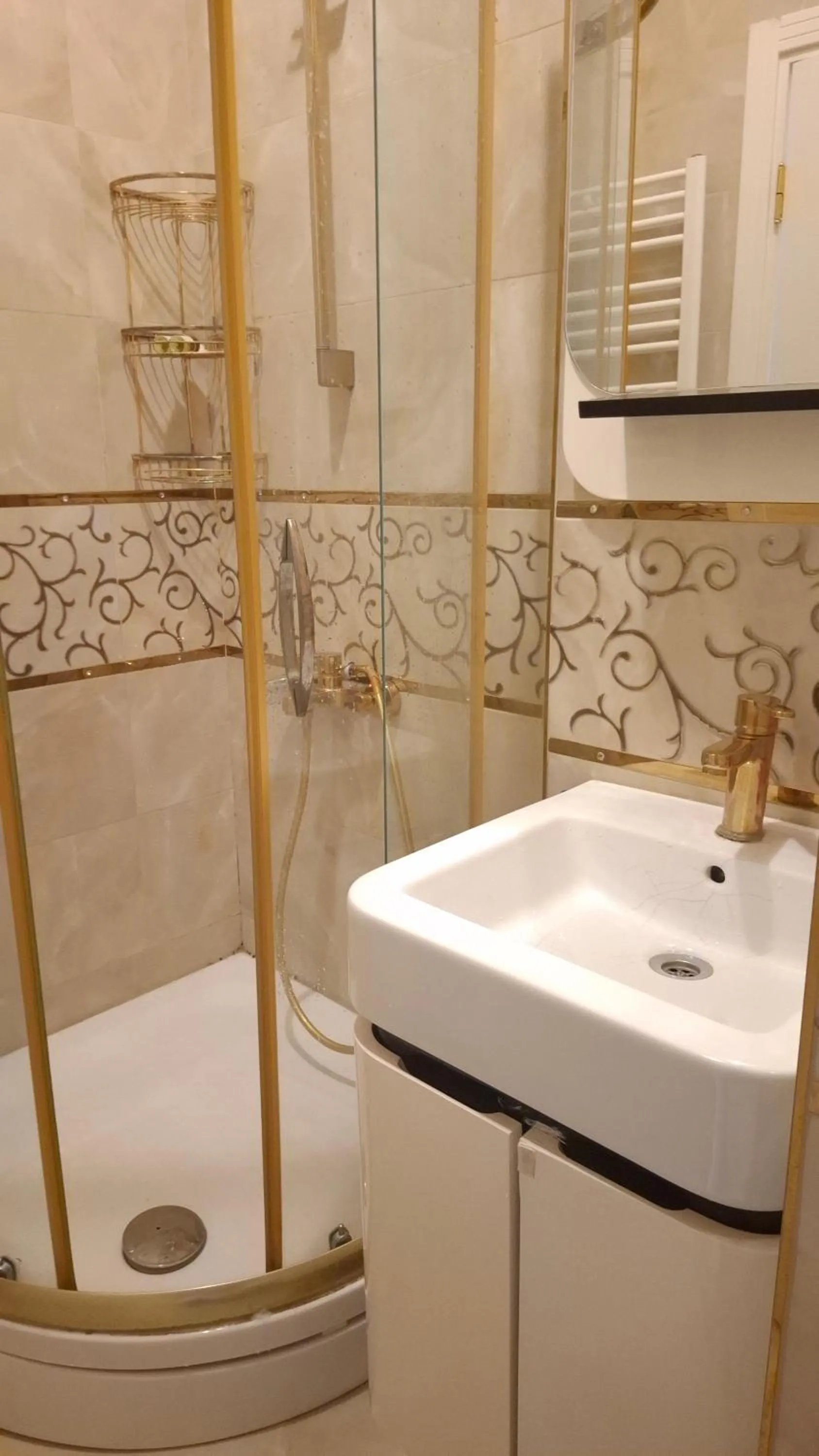 Shower in Halil Bey Konağı