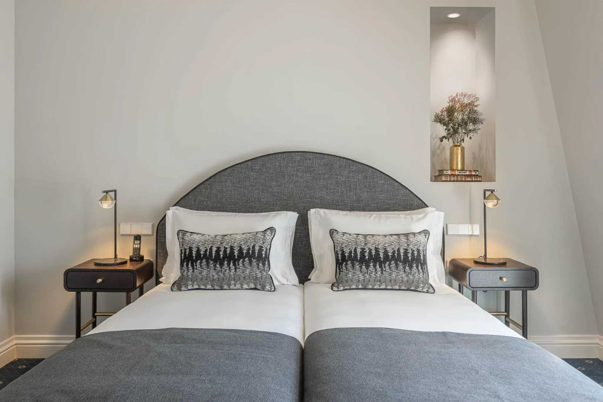 Bedroom, Bed in MS Collection Aveiro - Palacete Valdemouro