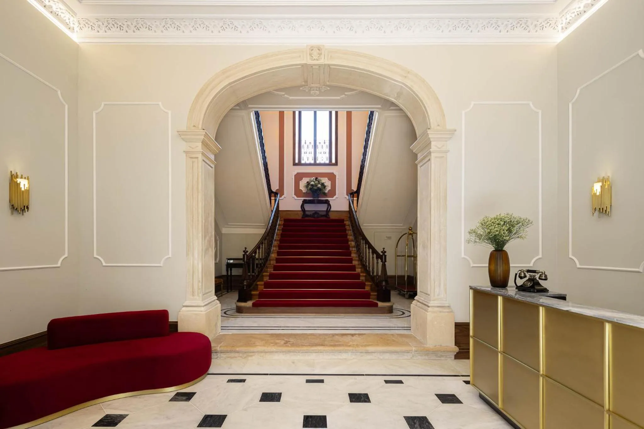 Facade/entrance in MS Collection Aveiro - Palacete Valdemouro