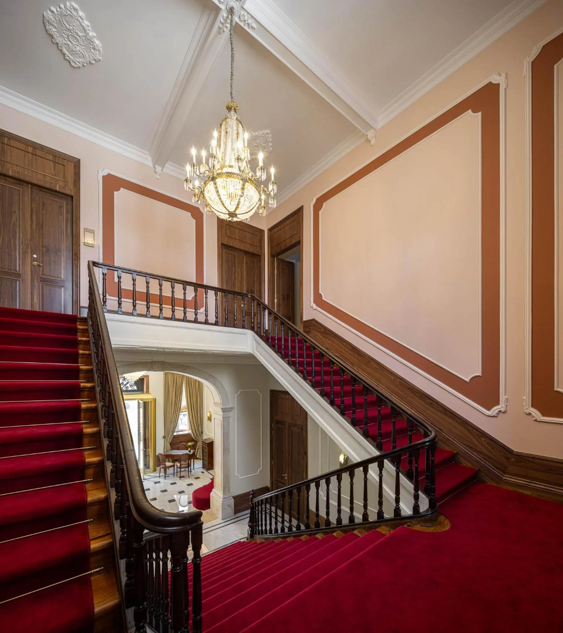 Facade/entrance in MS Collection Aveiro - Palacete Valdemouro