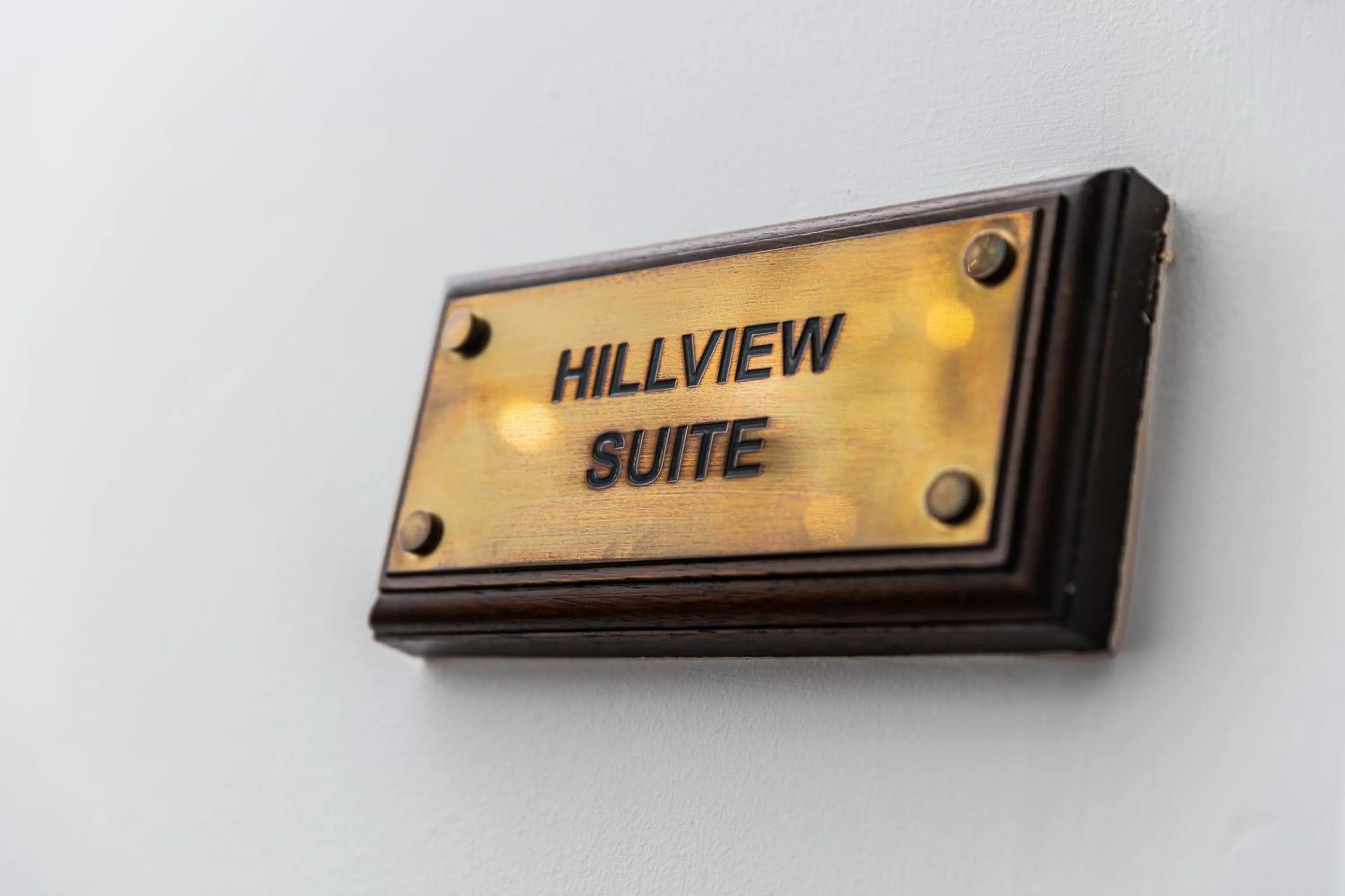 Logo/Certificate/Sign in Beaumont House