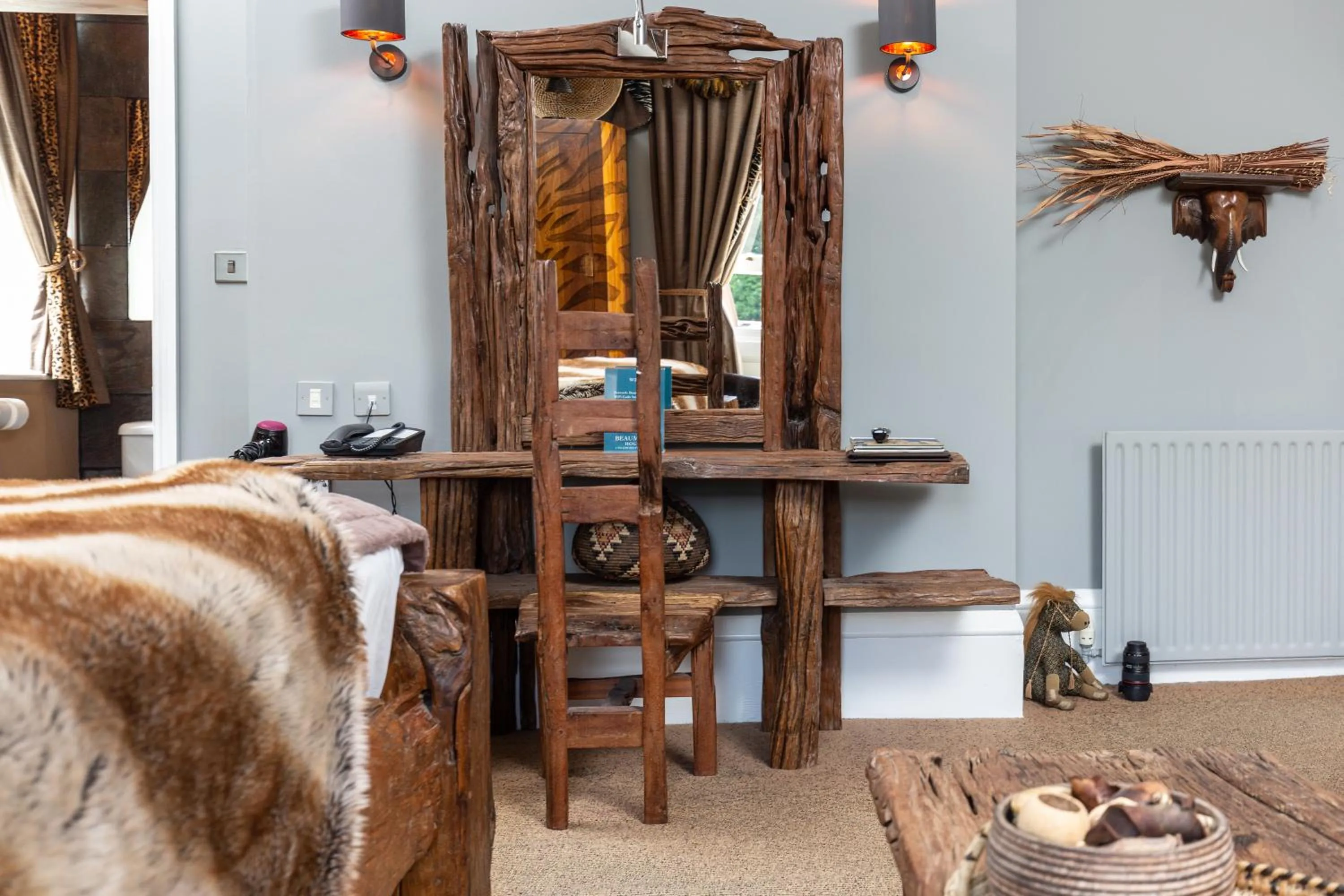 Decorative detail, Bed in Beaumont House