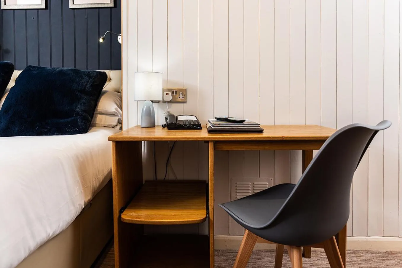 Bedroom, Bed in Beaumont House