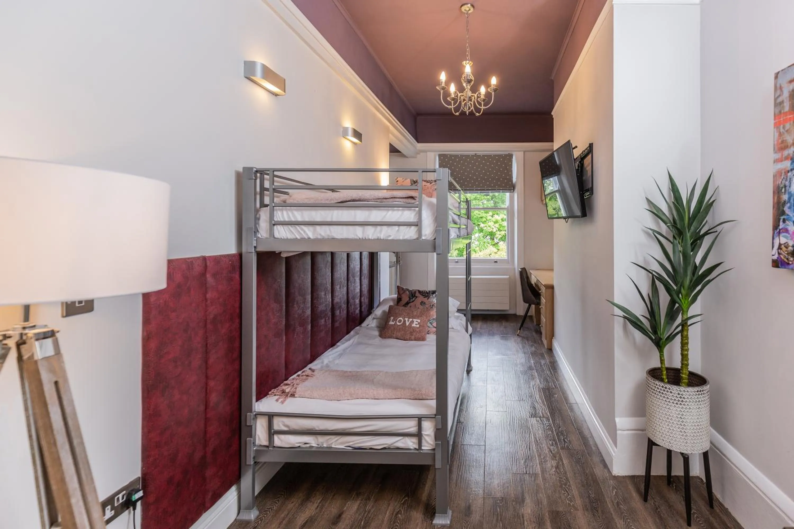 View (from property/room), Bed in Beaumont House