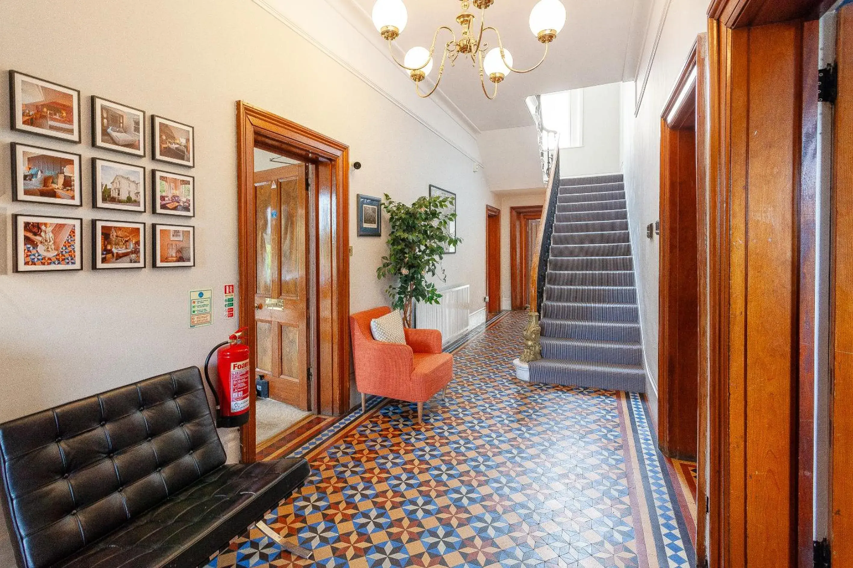 Facade/entrance in Beaumont House Facade/entrance in Beaumont House