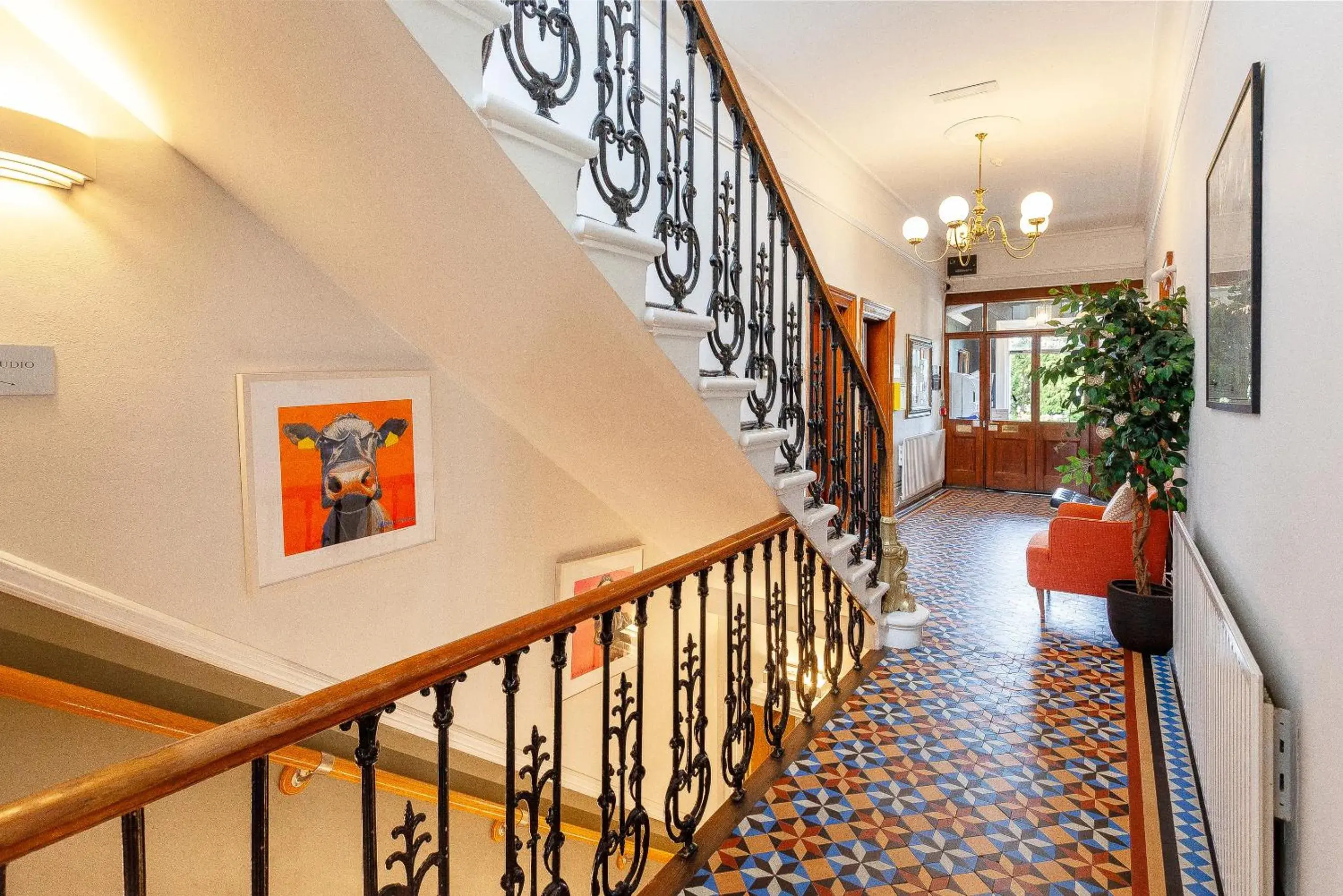 Facade/entrance in Beaumont House Facade/entrance in Beaumont House