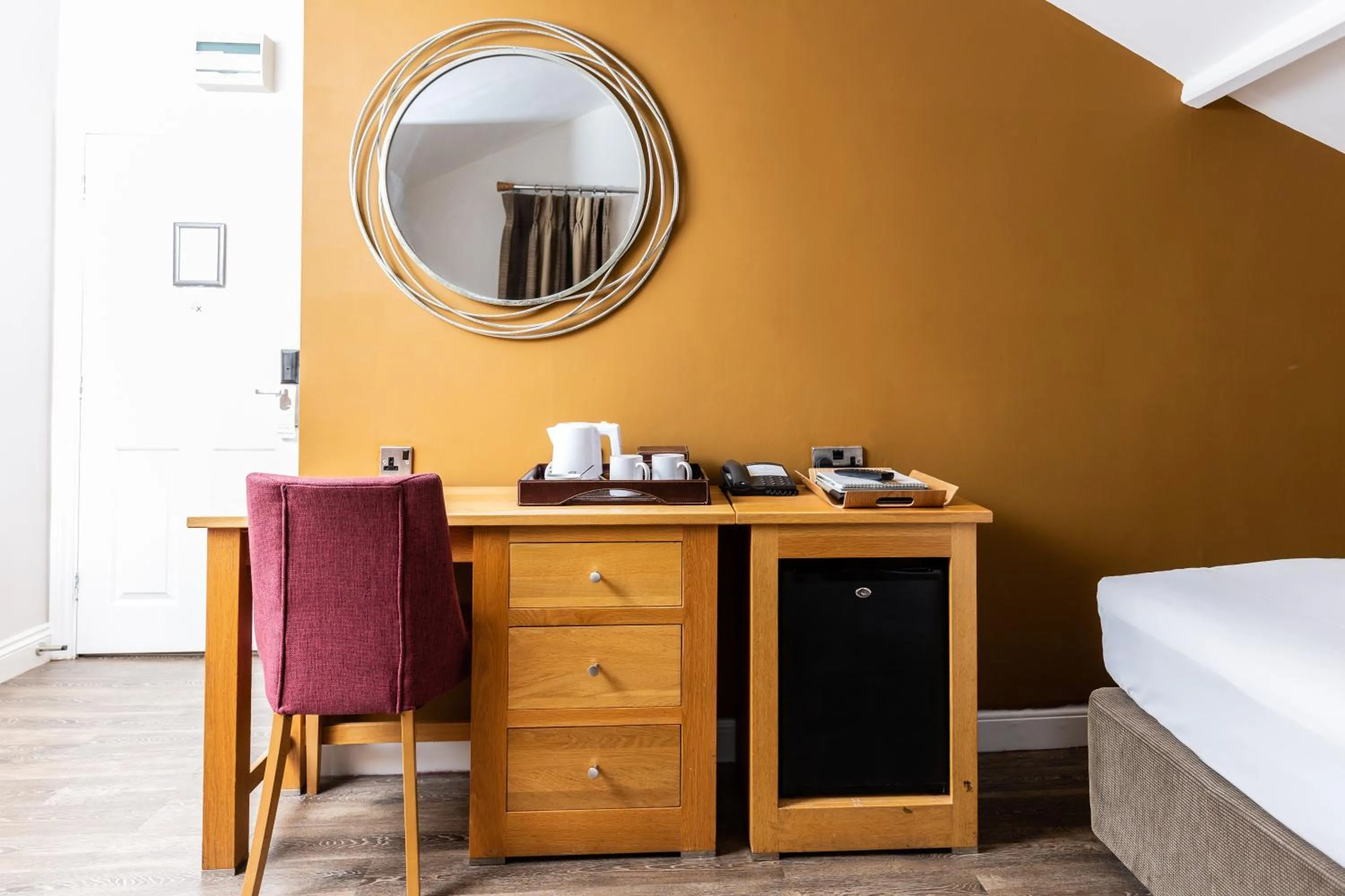 Coffee/tea facilities, Bed in Beaumont House