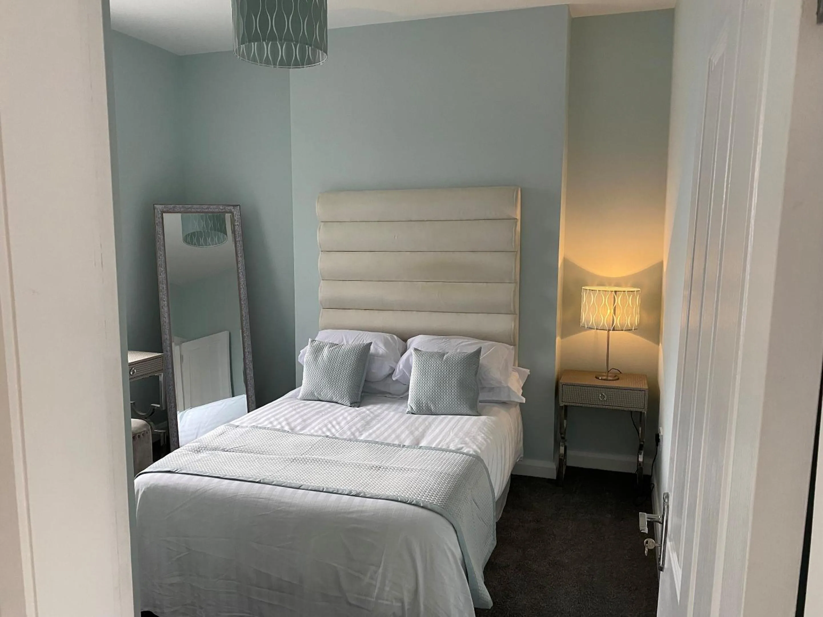 Bedroom, Bed in City Centre 3 BDR Townhouse by Belfast City Breaks