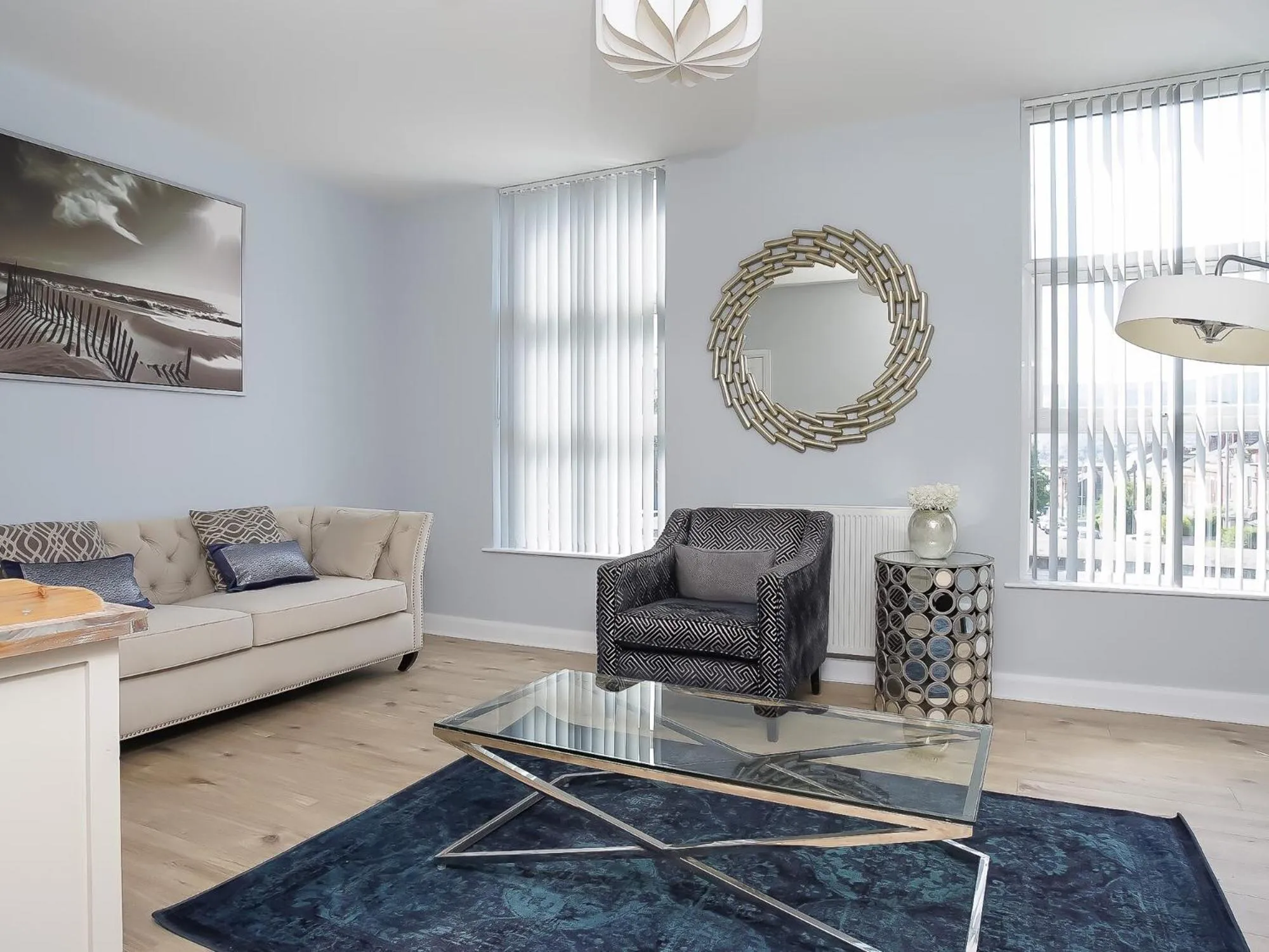 Living room in City Centre 3 BDR Townhouse by Belfast City Breaks