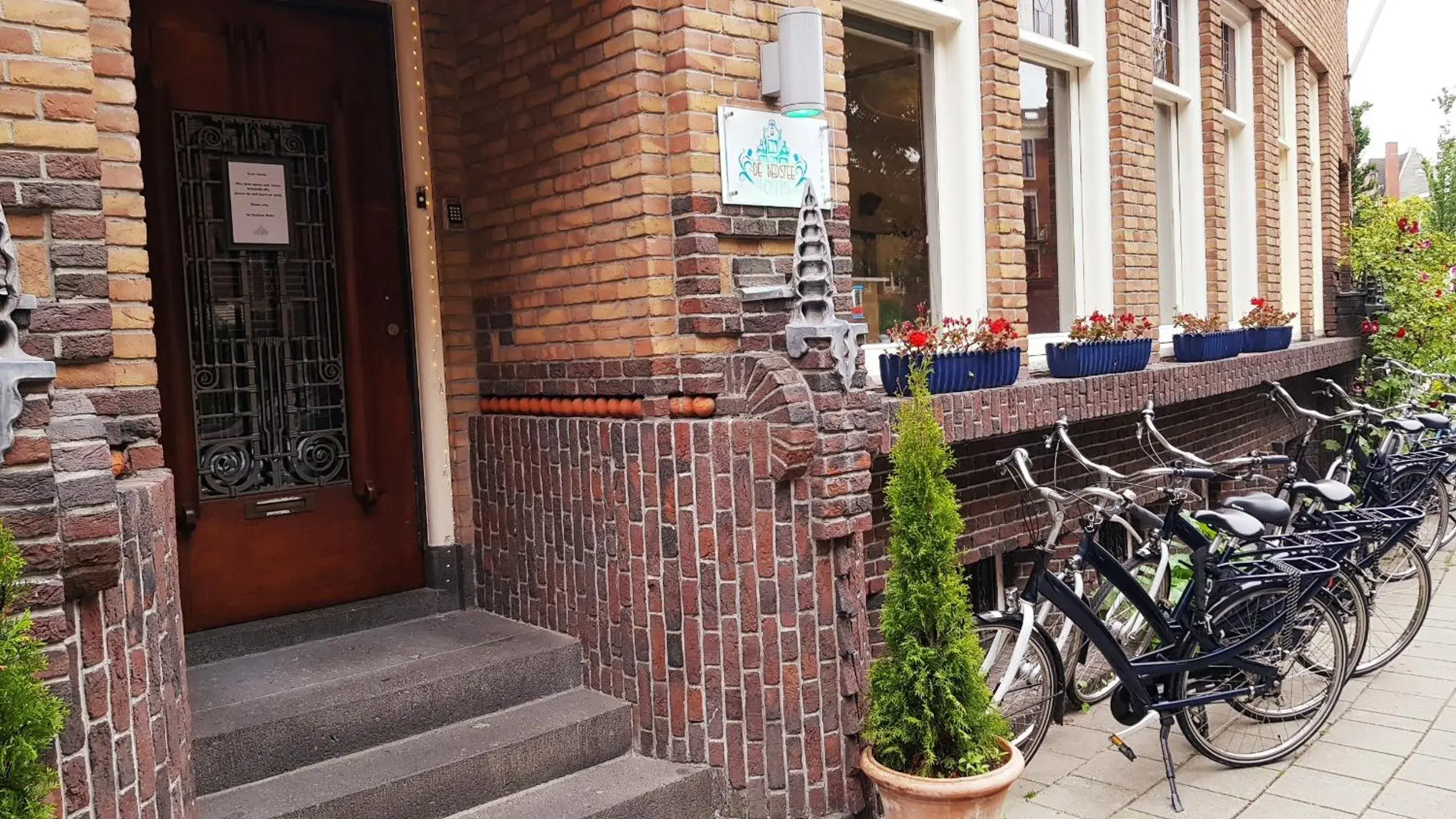 Cycling in De Bedstee Boutique Capsules Cycling in De Bedstee Boutique Capsules