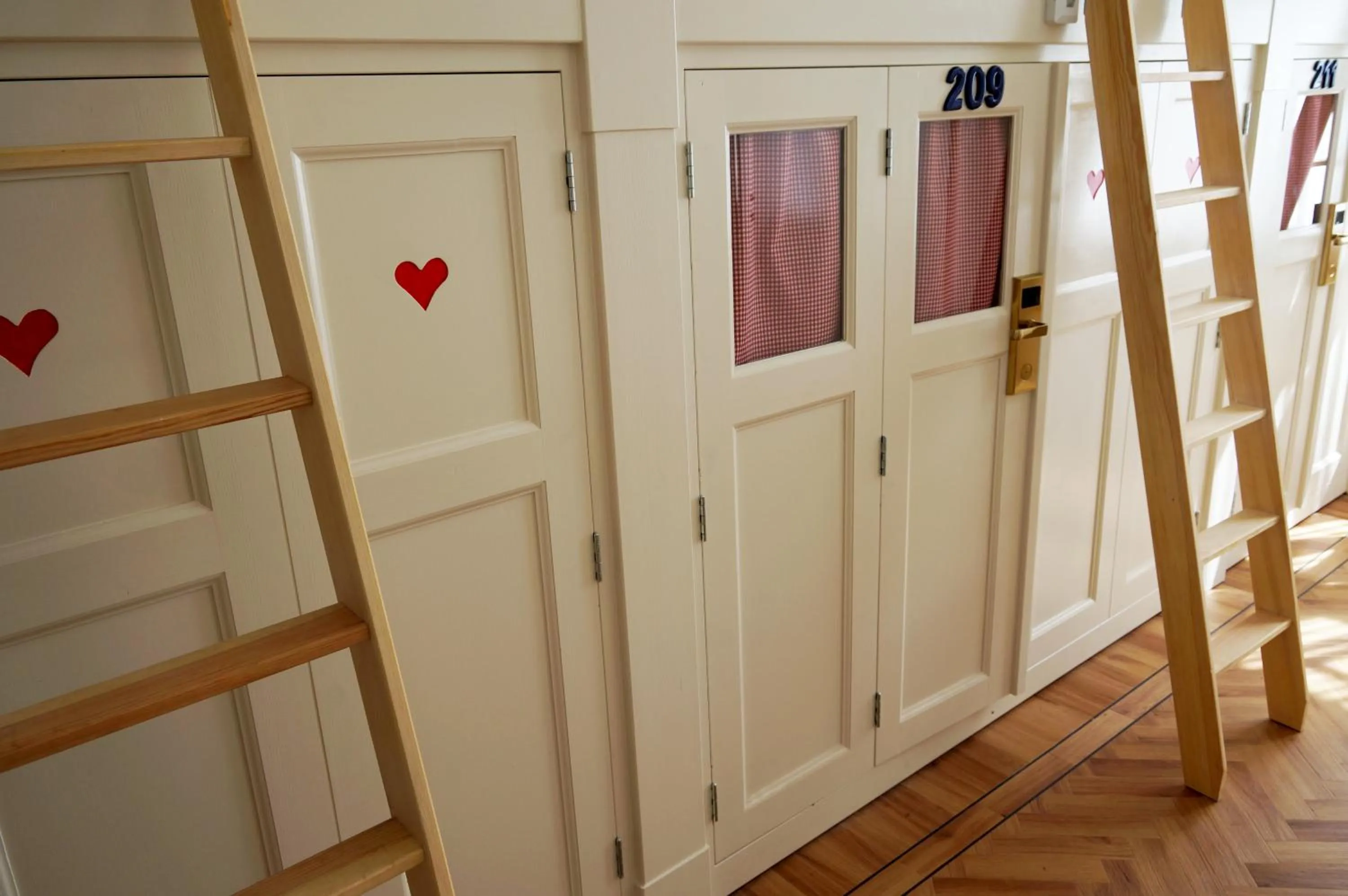 Photo of the whole room in De Bedstee Boutique Capsules