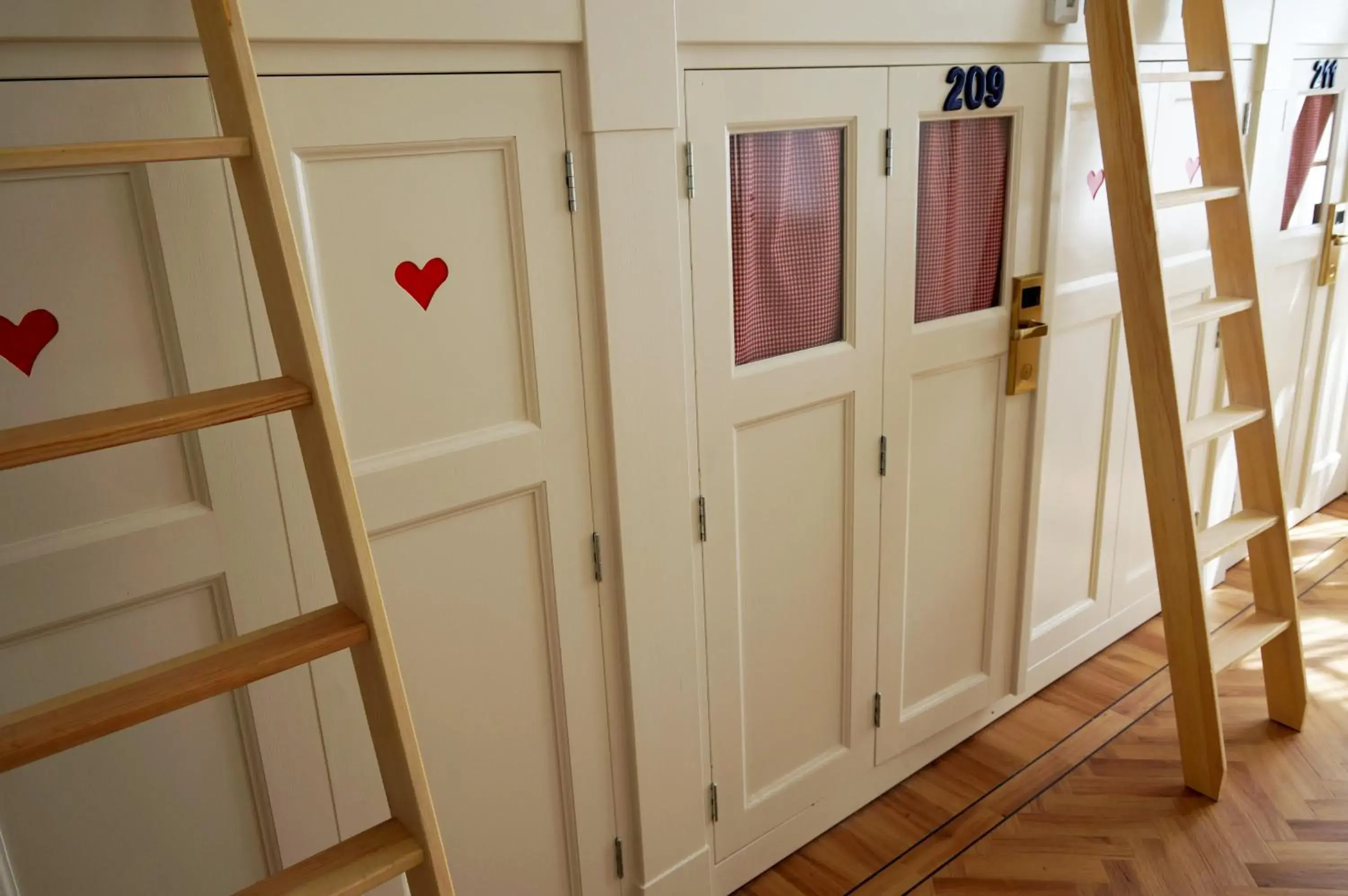 Photo of the whole room in De Bedstee Boutique Capsules Photo of the whole room in De Bedstee Boutique Capsules